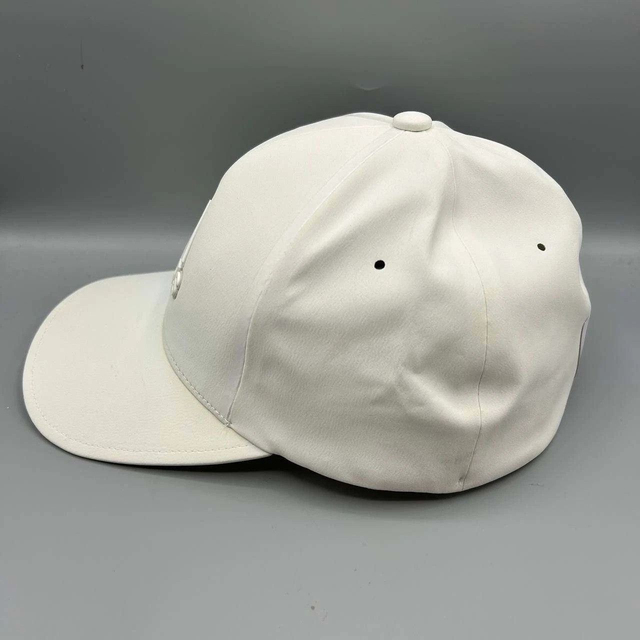 Adidas Taylormade Hat Men S-M Embroidered Adidas Stretch Fitted Cap Size ONE SIZE - 7 Thumbnail