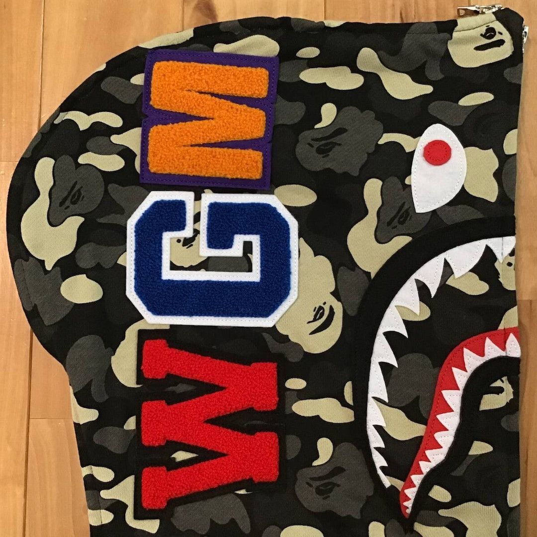 Bape 2024 🔥NYC Store Camo BAPE separate shark full zip hoodie APE Size US S / EU 44-46 / 1 - 5 Thumbnail
