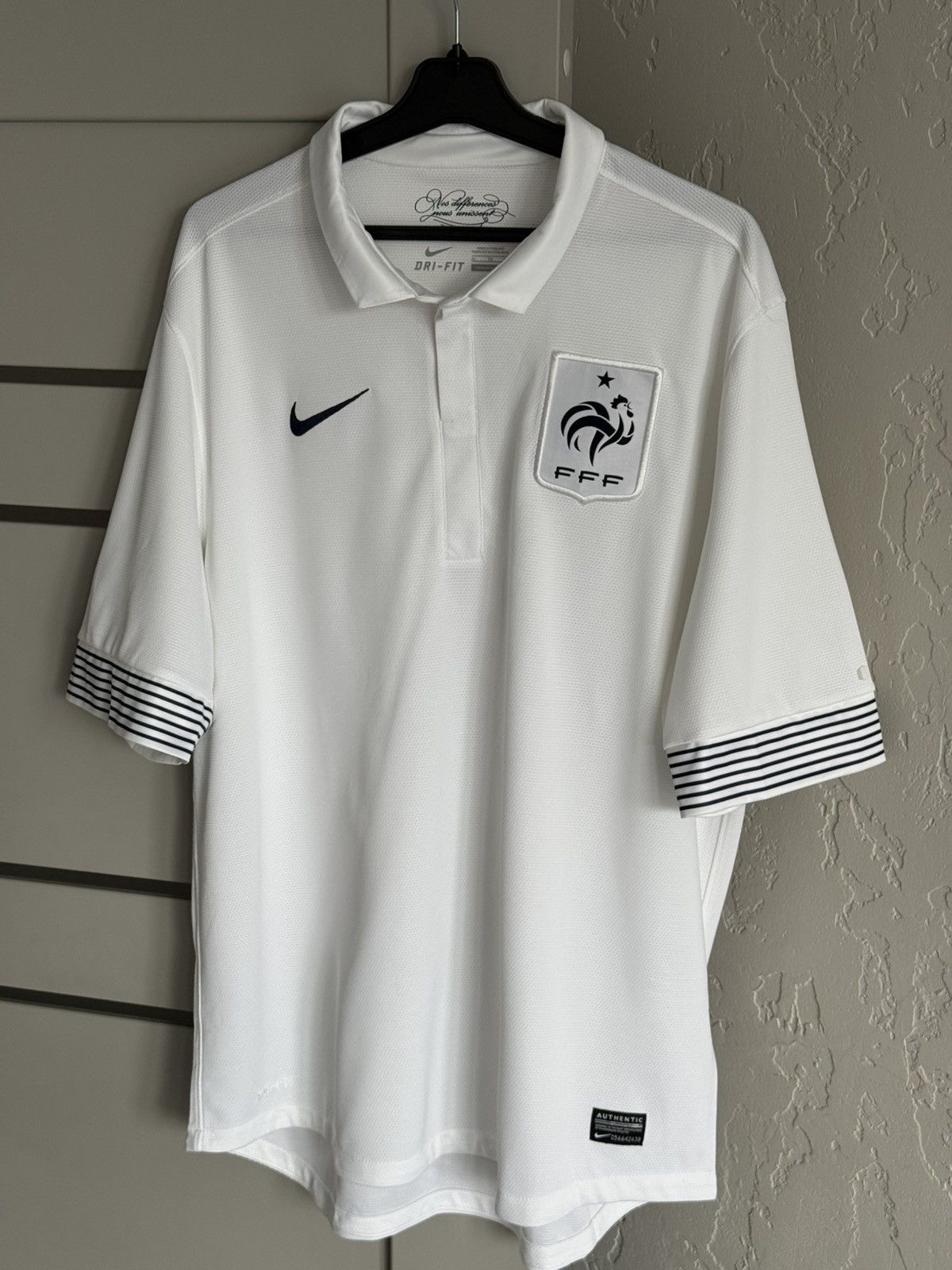 Nike France 2012/2014 Nike Away Football Shirt Soccer Jersey Size US XL / EU 56 / 4 - 9 Thumbnail