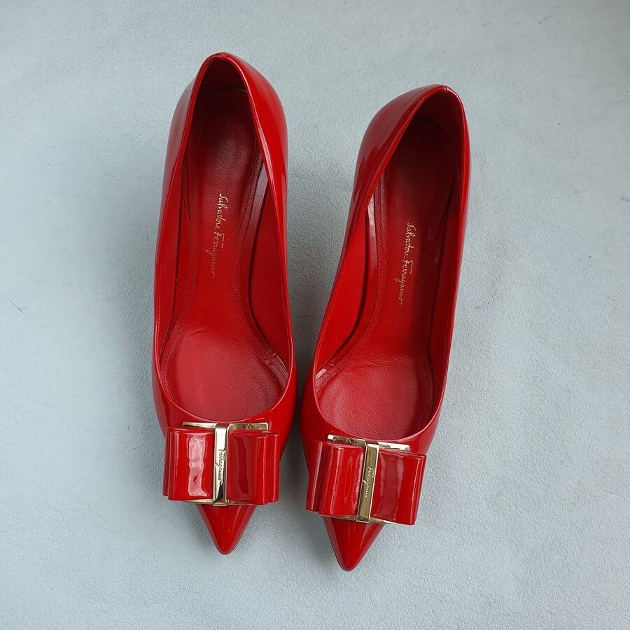 Salvatore Ferragamo o1s1rm0724 Zeri New Pumps in Red Size US 9.5 / IT 39.5 - 2 Thumbnail