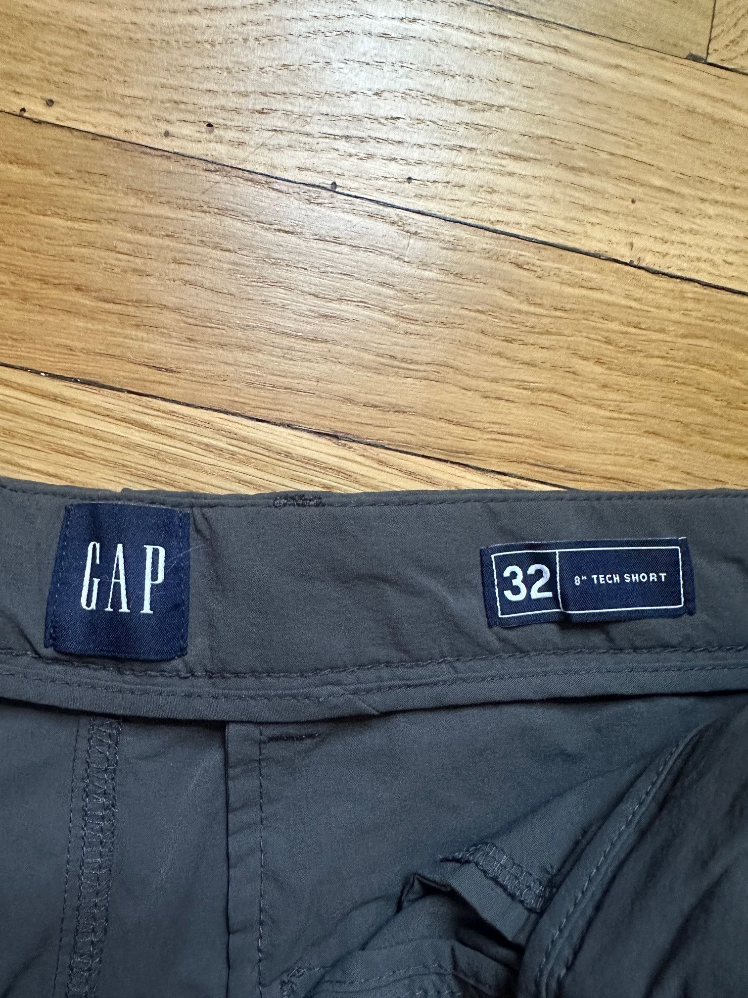 Gap Gap 8 Tech Shorts Men's 32 Black Nylon Stretch Performance Size US 32 / EU 48 - 2 Thumbnail