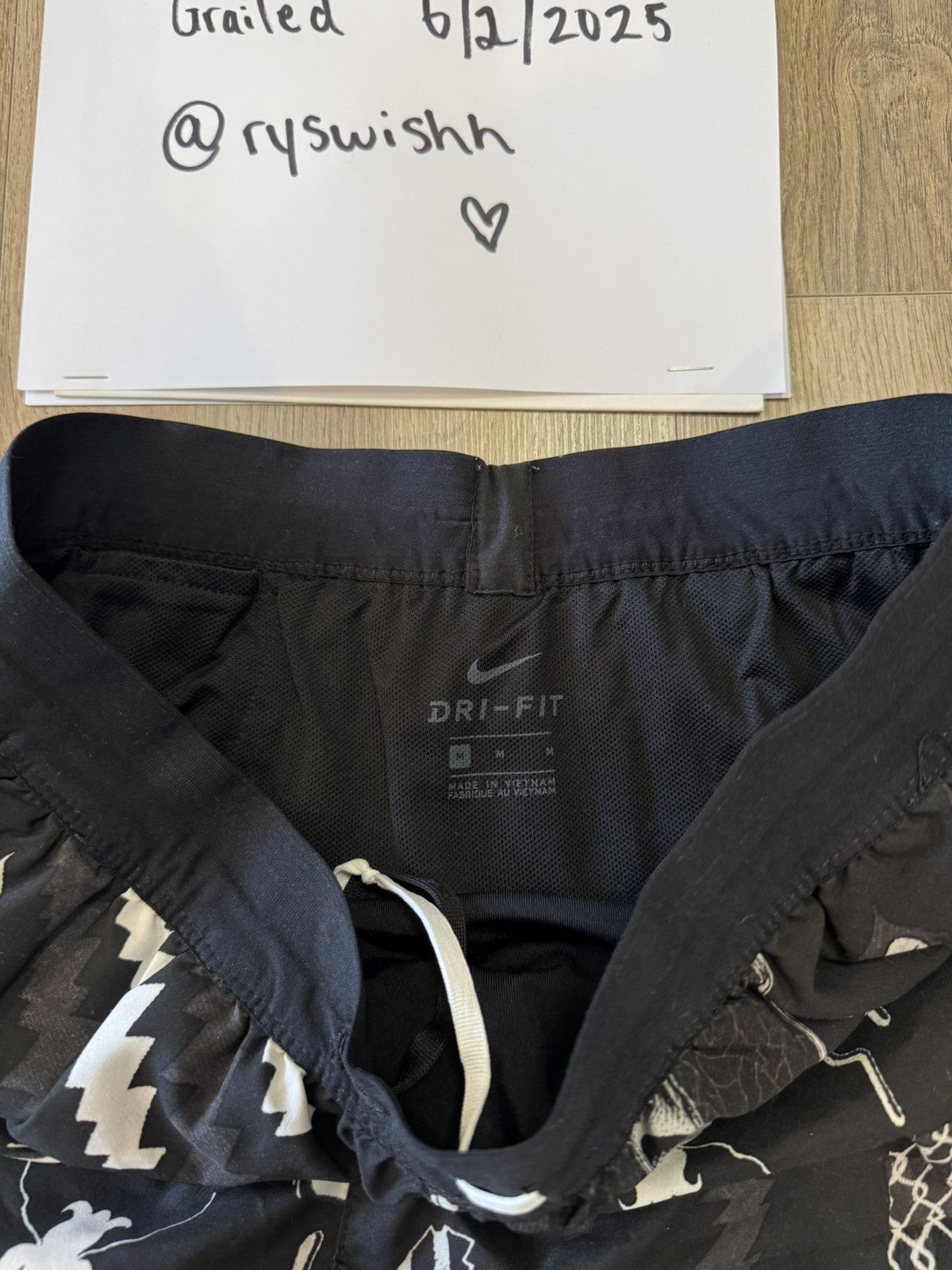 Nike Nike Atheltic Shorts Rare Size US 30 / EU 46 - 4 Thumbnail
