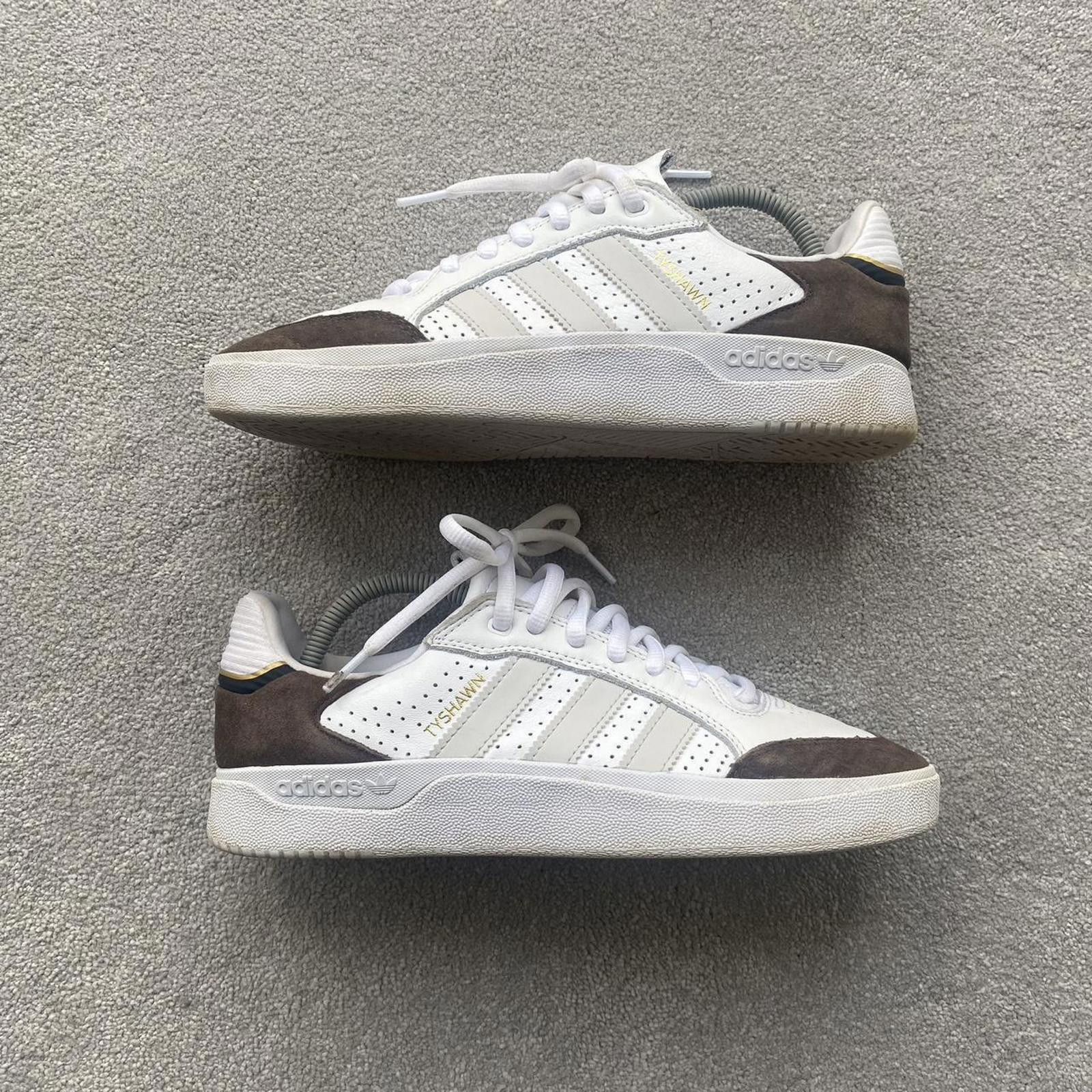 Other Adidas Tyshawn Low. Size US 9 / EU 42 - 1 Thumbnail