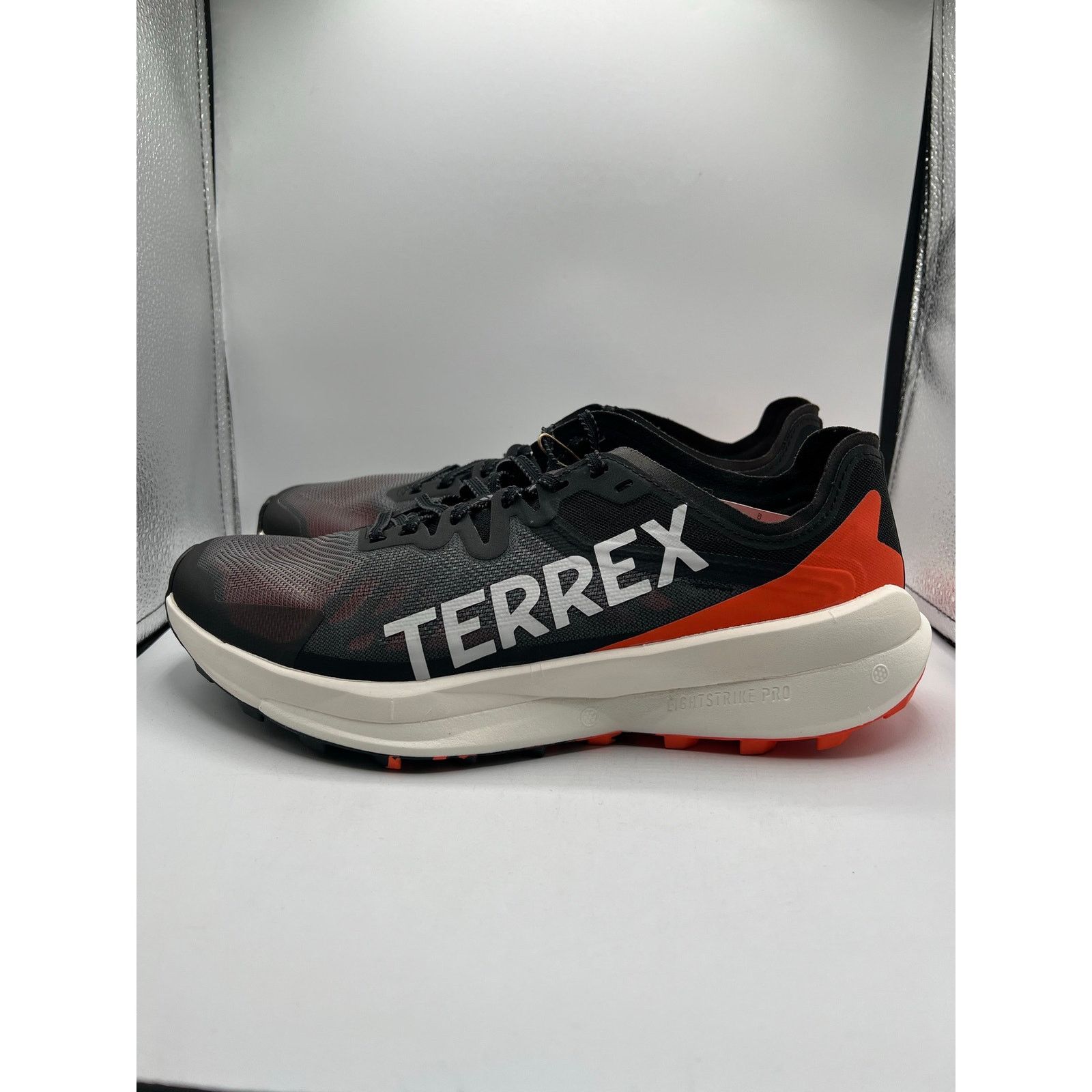 Adidas Adidas Terrex Agravic Speed “Black Impact Orange” size 10.5 Size US 10.5 / EU 43-44 - 1 Thumbnail