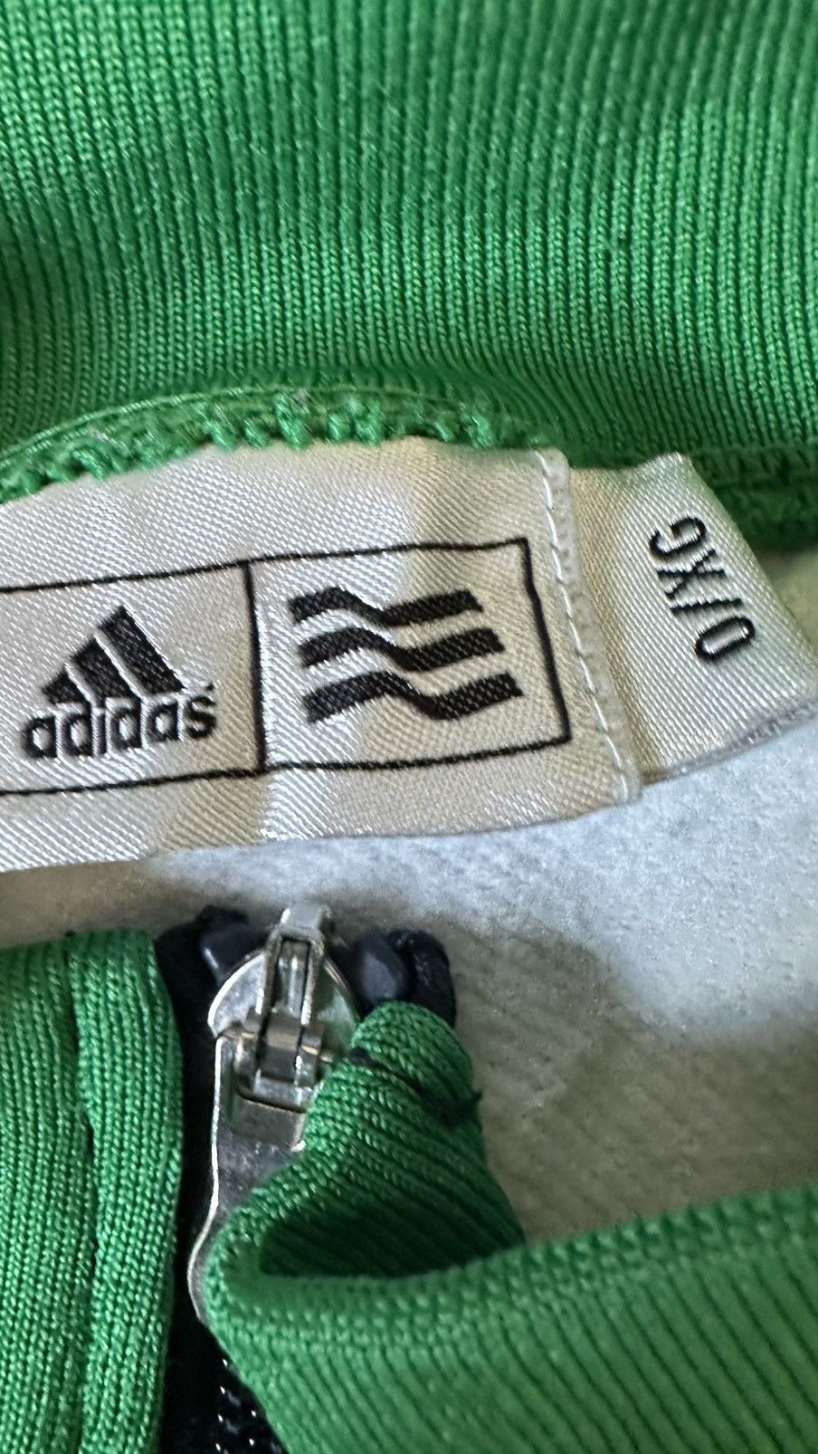 Adidas VINTAGE Y2K ADIDAS EQUIPMENT FOR YOUR BODY TRACKTOP Size US M / EU 48-50 / 2 - 6 Thumbnail