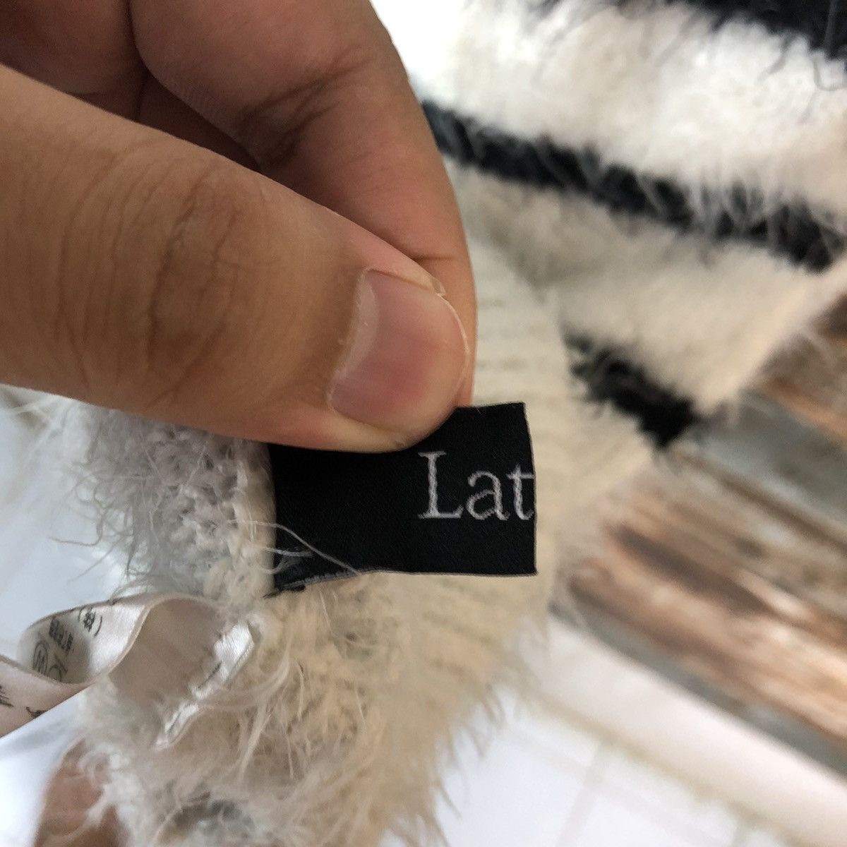Homespun Knitwear × Japanese Brand × OVER THE STRiPES DLL Latina Stripe White fur shaggy mohair Knitwear #C057 Size M / US 6-8 / IT 42-44 - 11 Thumbnail