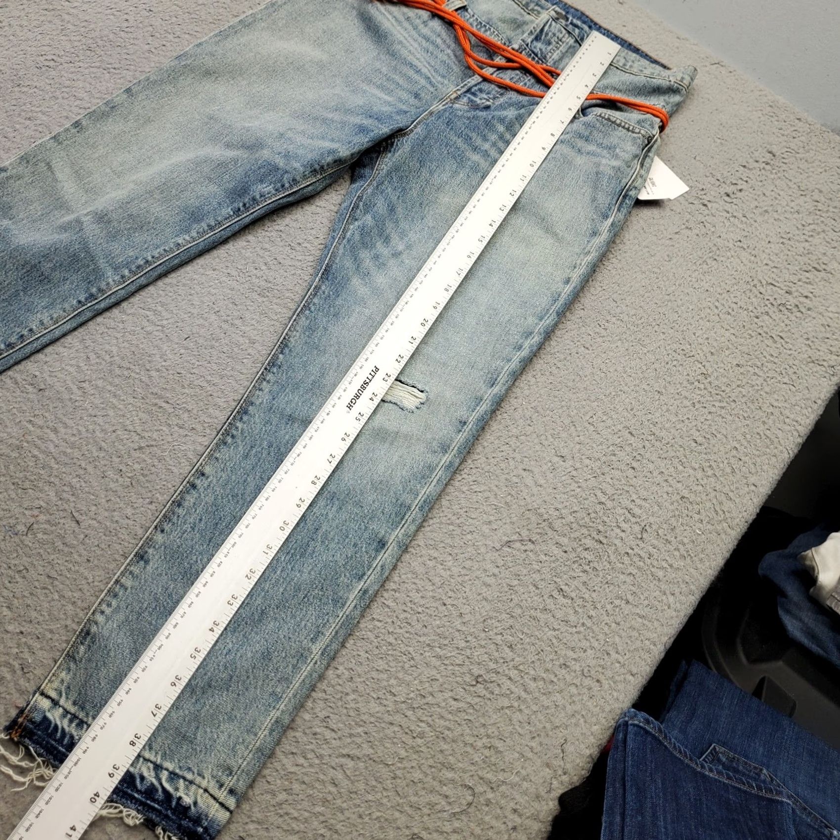Hudson Hudson Womens Size 26 Jeans Blue Distressed Button Fly Boyfriend Relaxed Recoil 5-Pocket Denim Straight Leg Pants/scripts Size 26" / US 2 / IT 38 - 3 Thumbnail