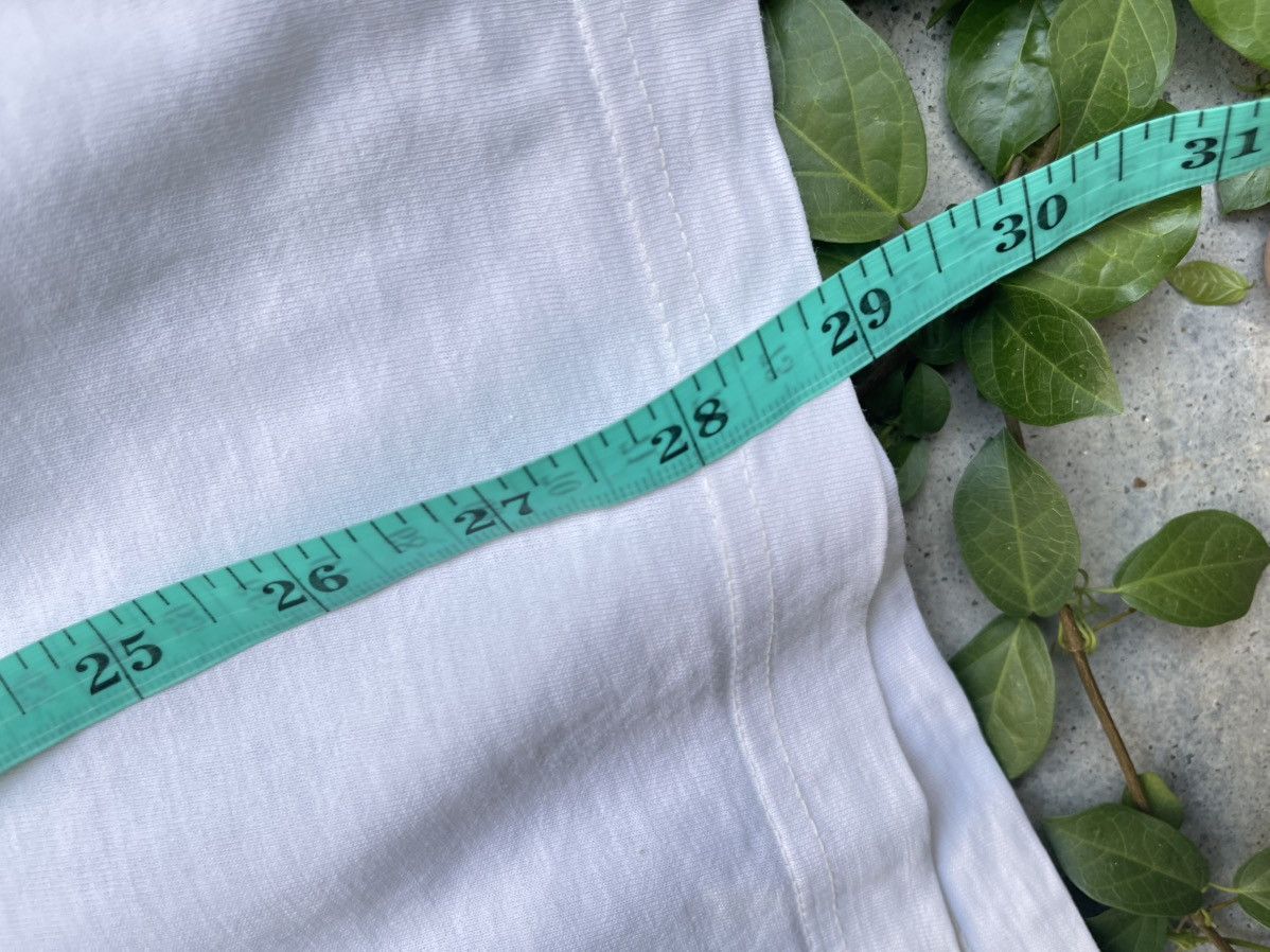 Designer Vintage BARBARA BUI POUR DÉVELOPPEMENT ENFANCE DU MONDE Tees Size US L / EU 52-54 / 3 - 13 Thumbnail
