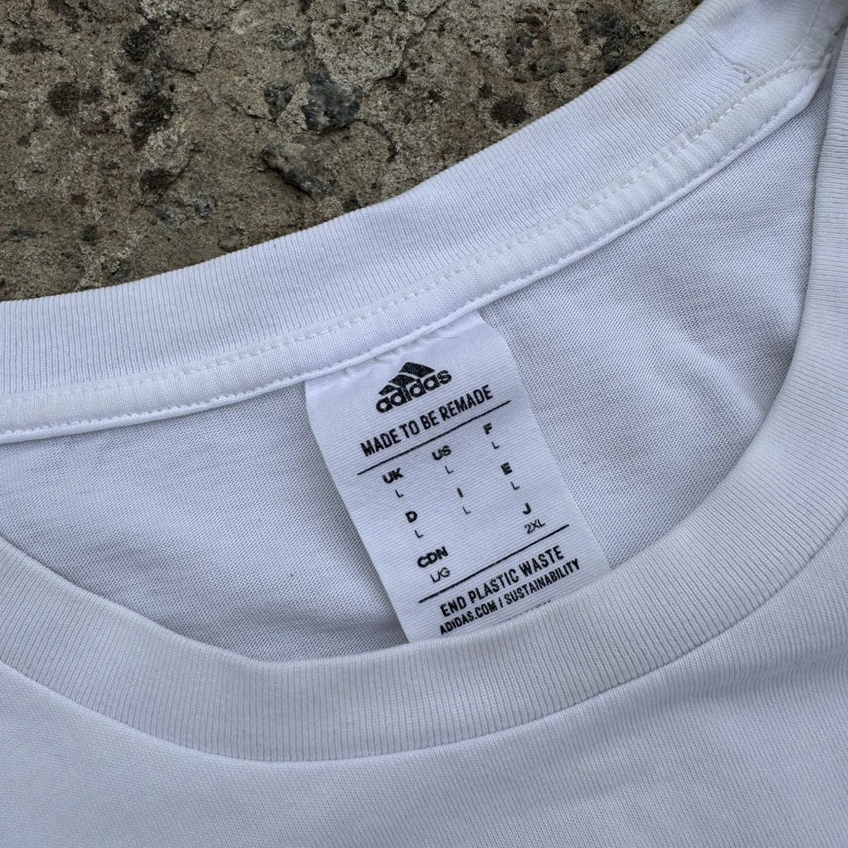 Adidas × Disney Vintage Japanese Style Adult Adidas Disney T-shirt Big Logo Size US L / EU 52-54 / 3 - 7 Thumbnail