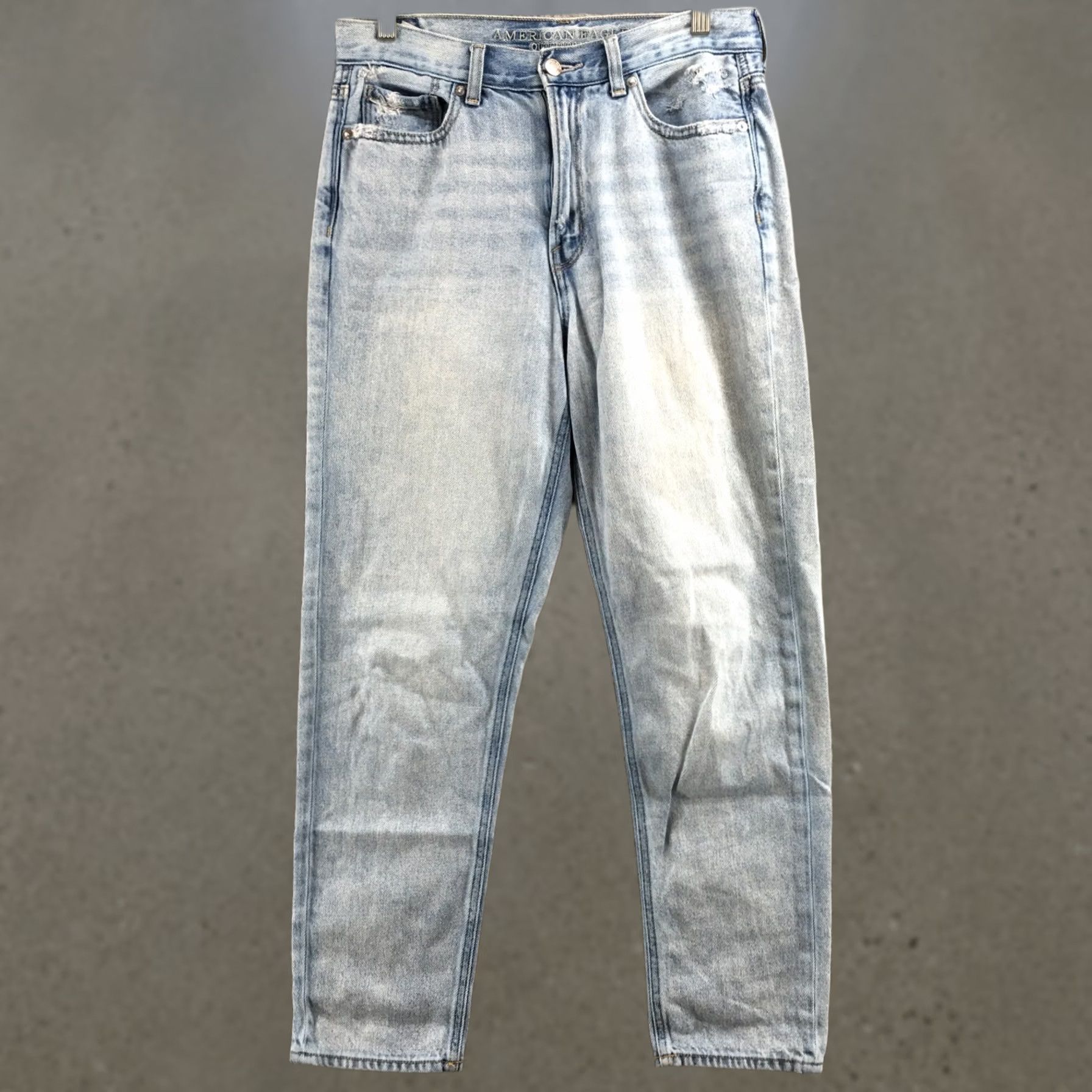 American Eagle Outfitters American Eagle Outfitters Mom Jeans Women 6R Regular Blue Denim Hi-Rise Jeans Womens 6 Regular Blue Denim Hi-Rise Jeans Size 28" / US 6 / IT 42 - 1 Thumbnail
