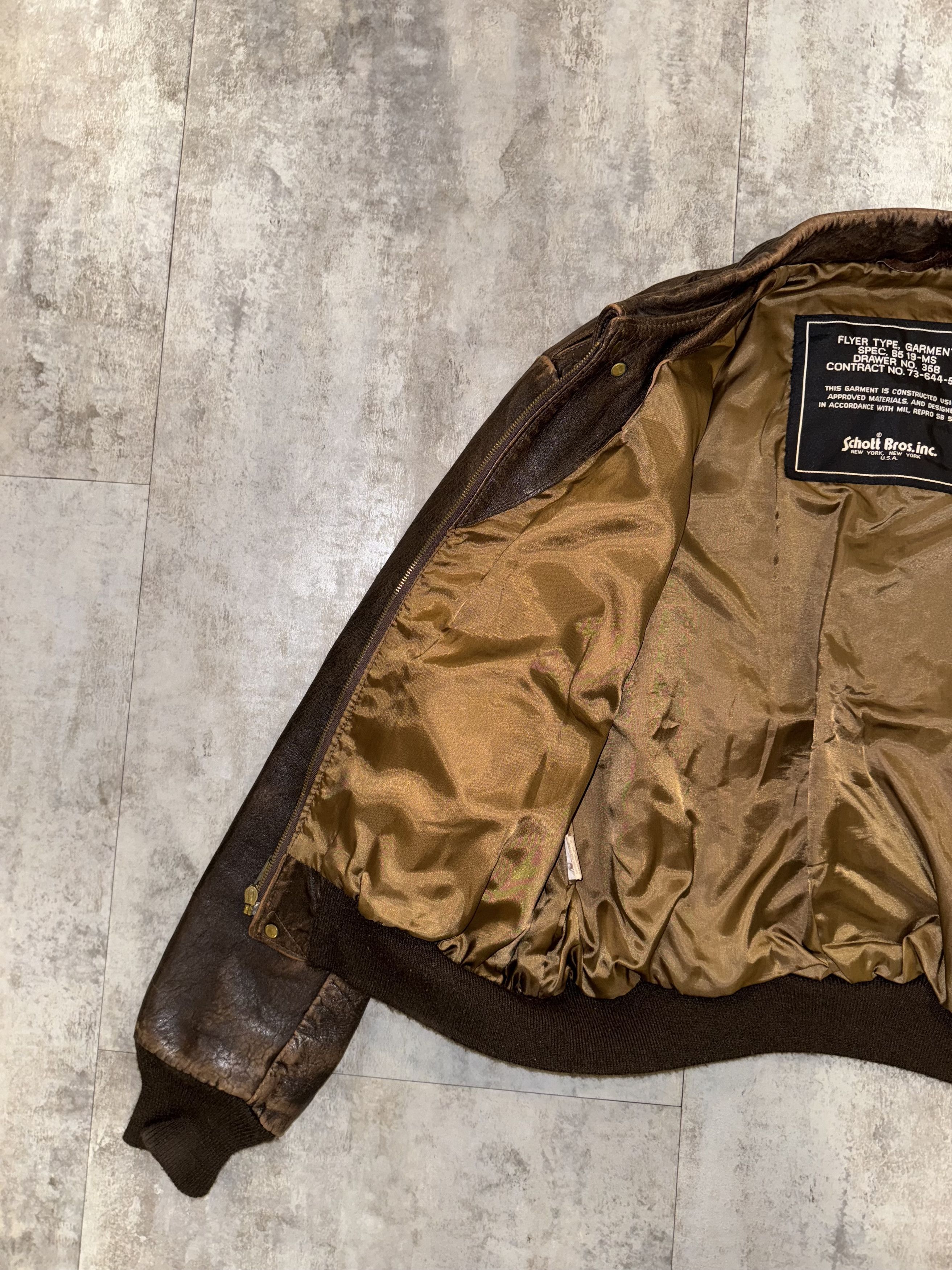 Schott Schott Goatskin aviator Type A-2 mod. 230F, size 46USA Size US L / EU 52-54 / 3 - 16 Thumbnail