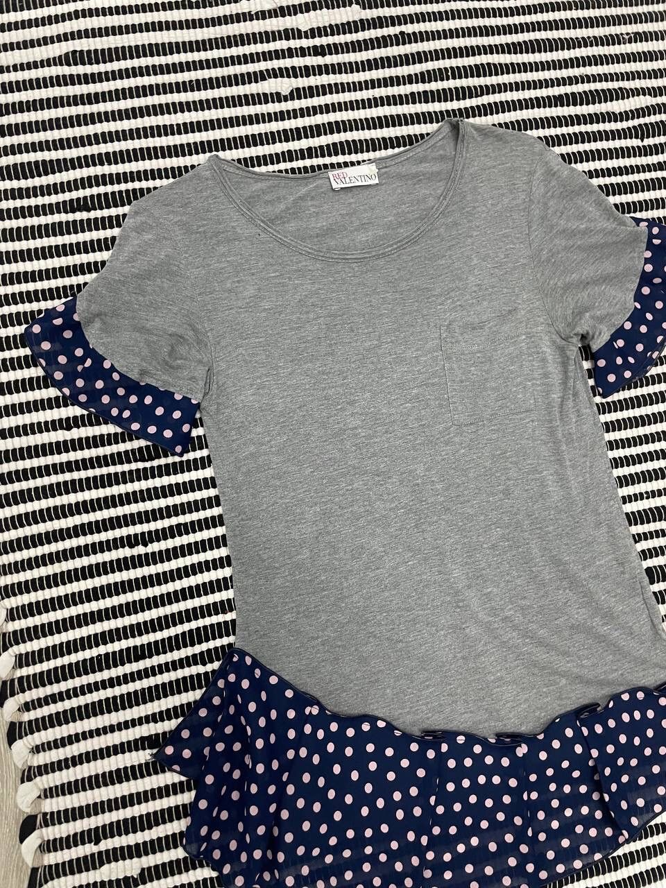 Japanese Brand × RED Valentino × Valentino Vintage Red Valentino Silk Tee T-Shirt Y2K Size S / US 4 / IT 40 - 2 Thumbnail