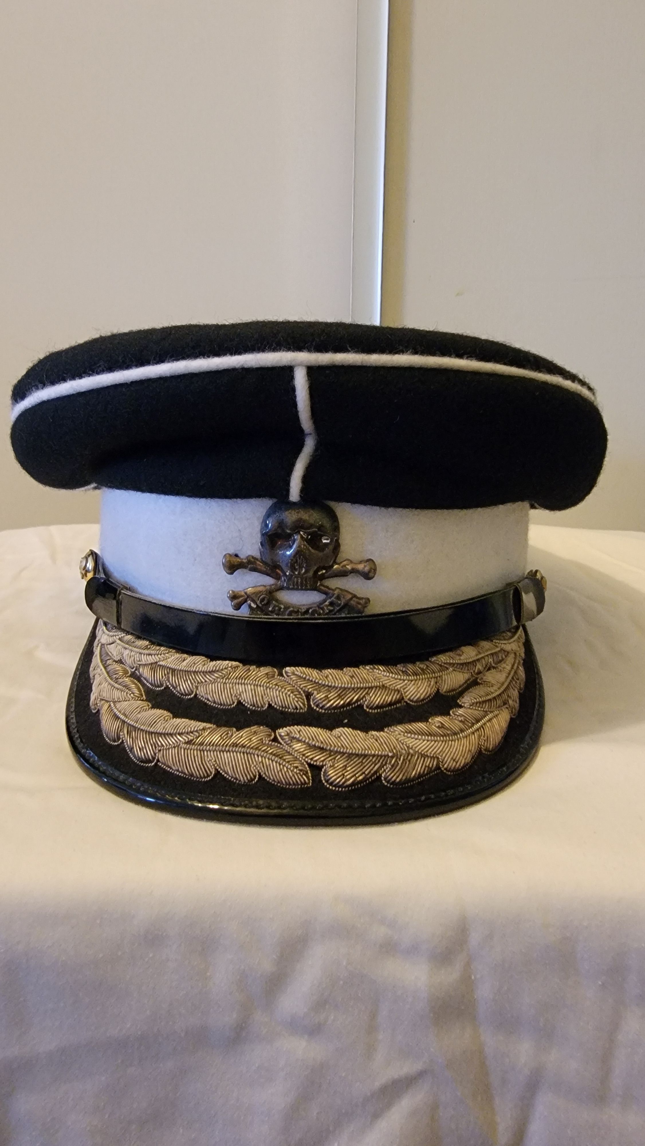 Other Black & white skull and crossbones military Size ONE SIZE - 2 Thumbnail