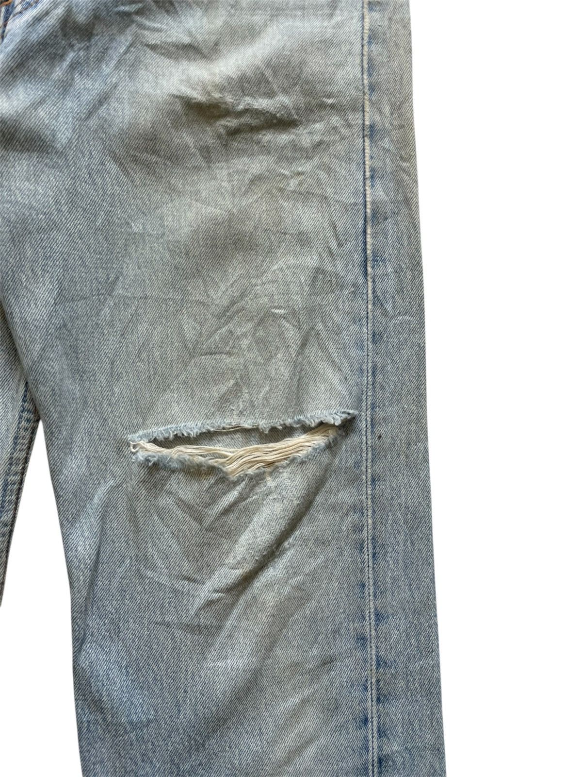 Levi's × Vintage Vintage 90s Levis 501 Thrashed Distressed Jeans Size US 30 / EU 46 - 5 Thumbnail