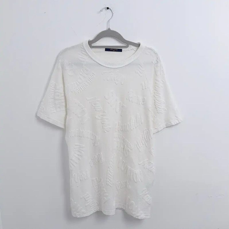 Louis Vuitton Louis Vuitton White Cotton T-Shirt for Women 0089 Size L / US 10 / IT 46 - 1 Thumbnail