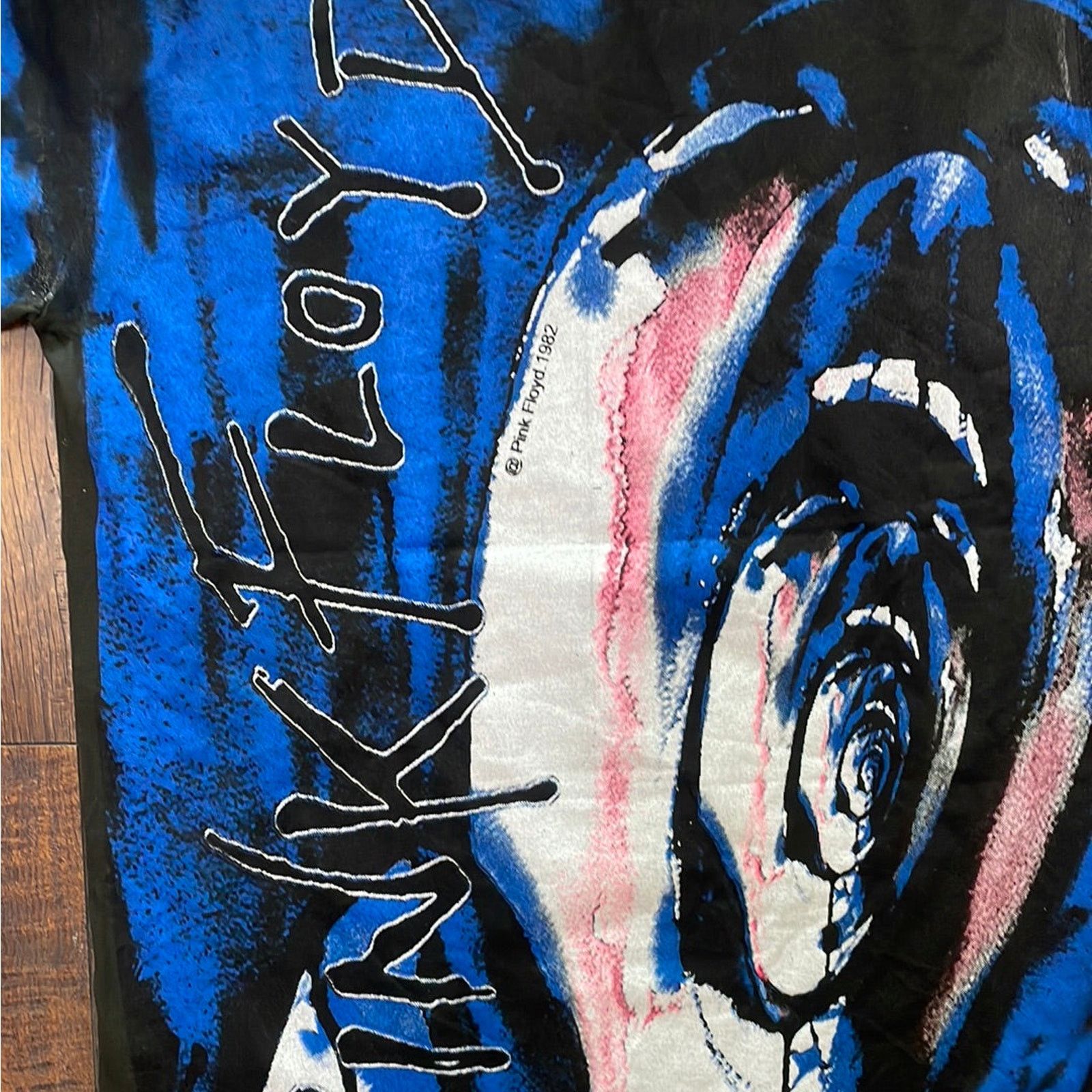 Giant Vintage 1982 Pink Floyd All Over Print Giant L Size US L / EU 52-54 / 3 - 7 Thumbnail
