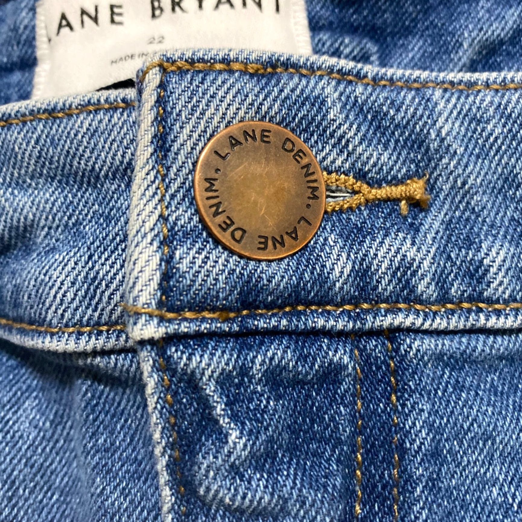 Vintage VINTAGE Lane Bryant Womens 22 Plus Jean Shorts Blue Denim Medium Wash Distressed Cuffed Sizes: 10 Size 32" / US 10 / IT 46 - 6 Thumbnail