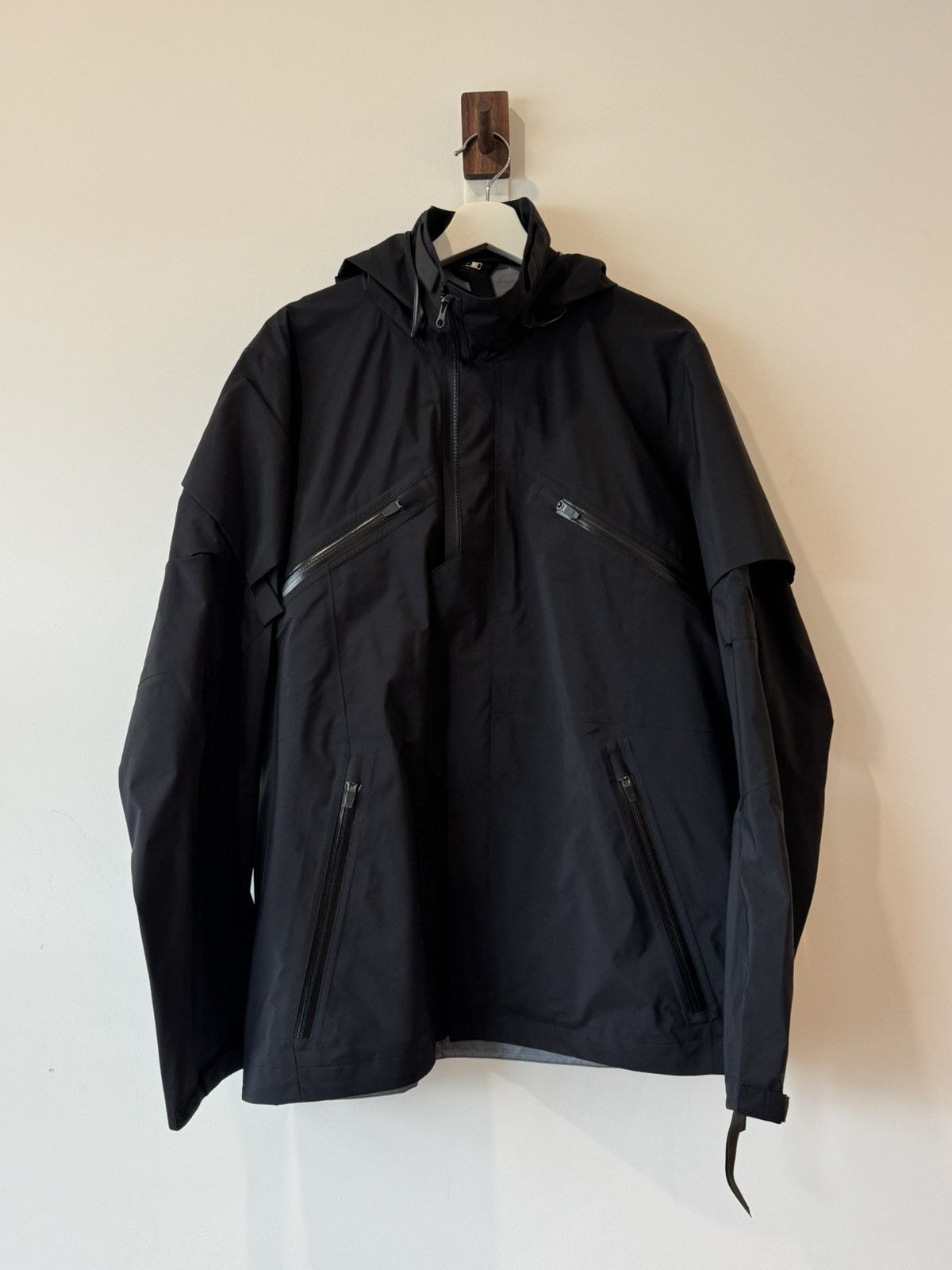 新品 ACRONYM j1a-GTKR-BKS Sサイズ ACRONYM J1A-GTKR-BKS Sサイズ - メルカリ