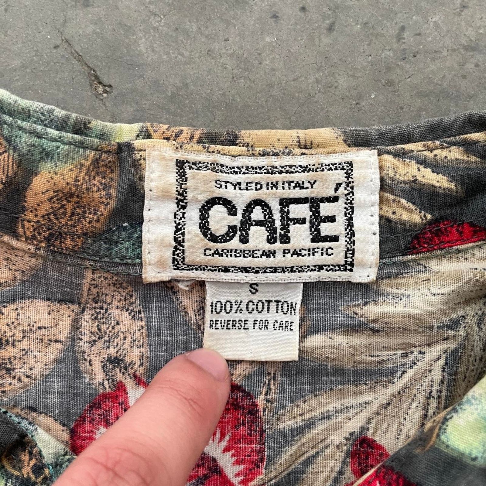 Vintage Vintage Café Grey Tropical Hawaiian Shirt Size US S / EU 44-46 / 1 - 4 Thumbnail