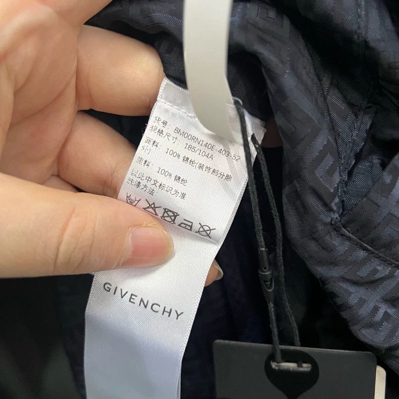 Givenchy Givenchy Size52 Letter Embroidered Jacket (52 Size / 95/100 Size US M / EU 48-50 / 2 - 3 Thumbnail