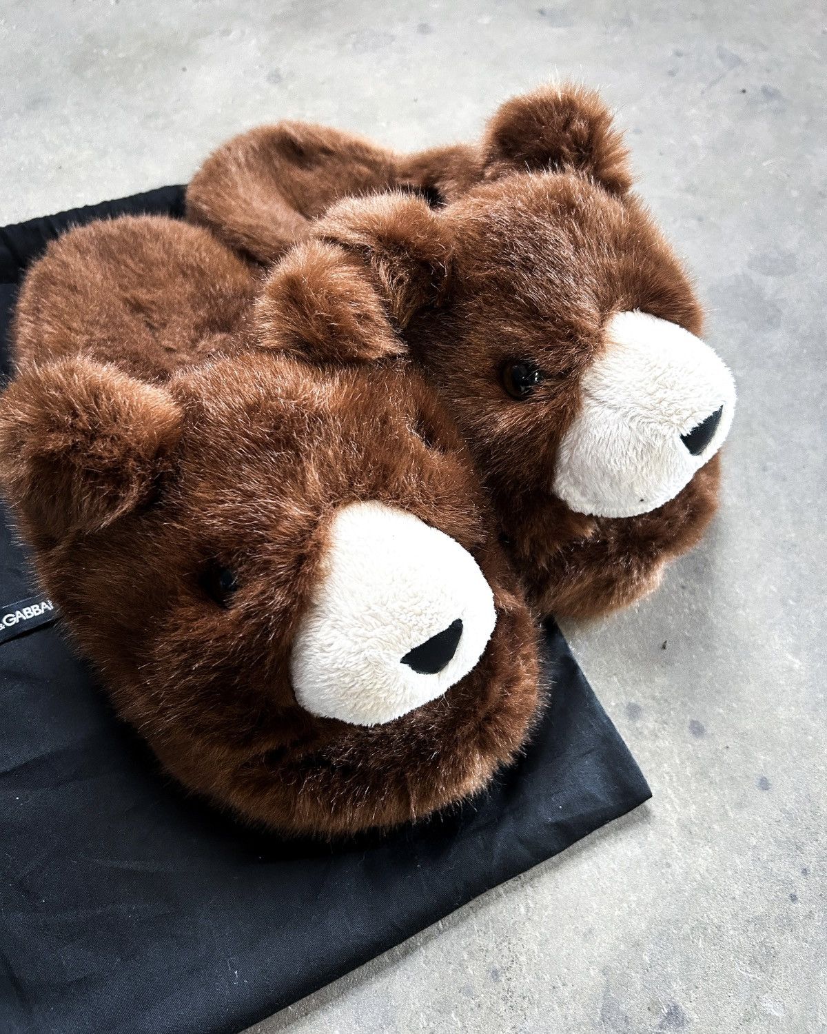 Dolce & Gabbana A/W17 BROWN BEAR SLIDERS Size US 10 / EU 43 - 3 Thumbnail