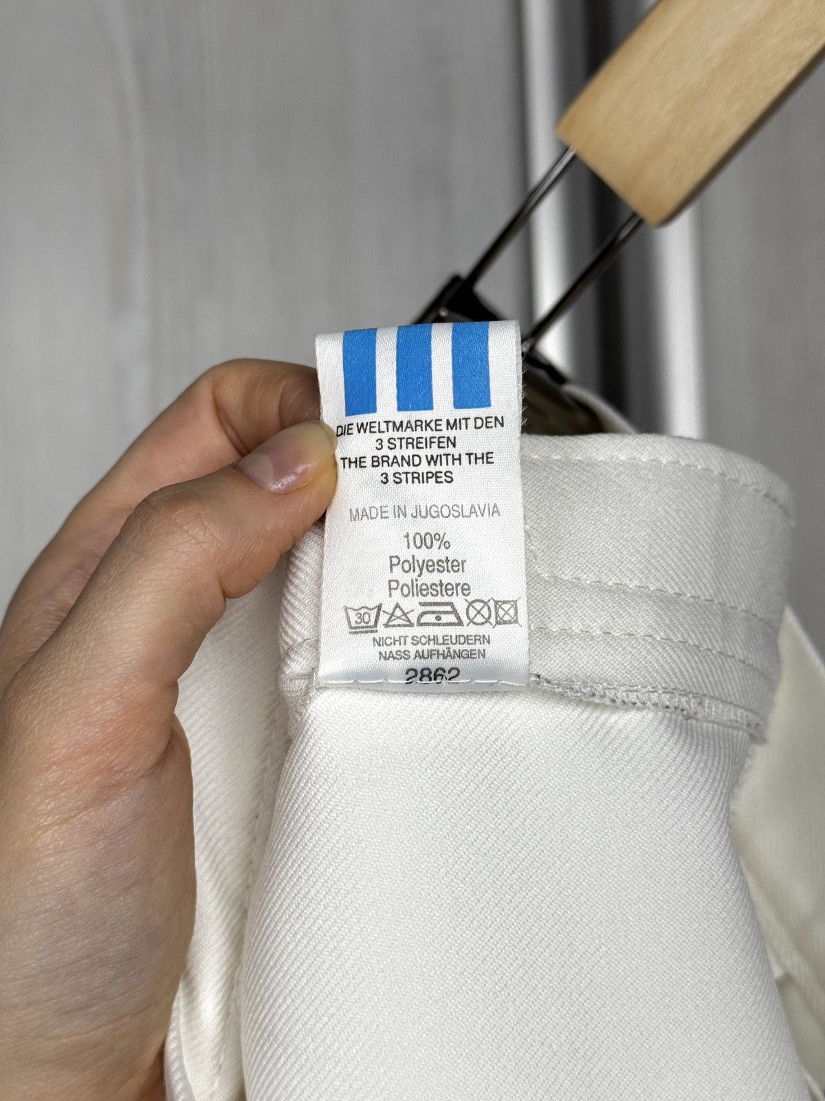 Adidas Adidas Vintage Pleated Retro Tennis Skirt Made In Yugoslavia Size 30" / US 8 / IT 44 - 11 Thumbnail