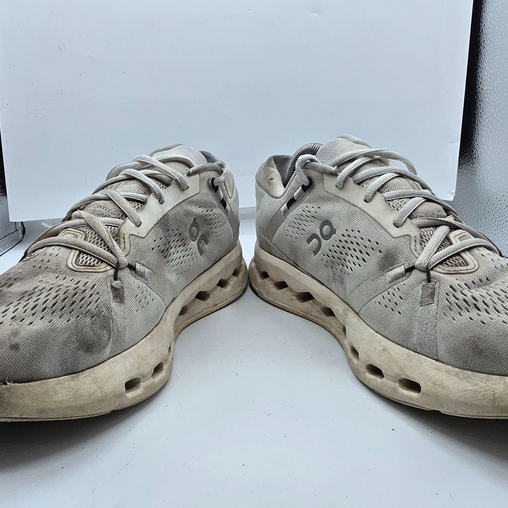On On Cloudsurfer 2 Mens Size 11 White Athletic Shoes Lightweig Size US 11 / EU 44 - 3 Thumbnail