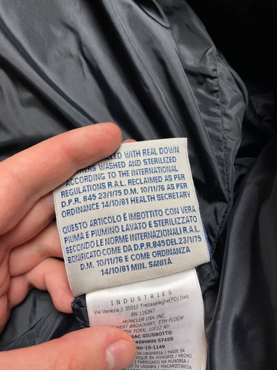 Moncler GIUBBOTTO DONNA MONCLER SAISSAC PIUMINO JACKET Size XS / US 0-2 / IT 36-38 - 17 Thumbnail