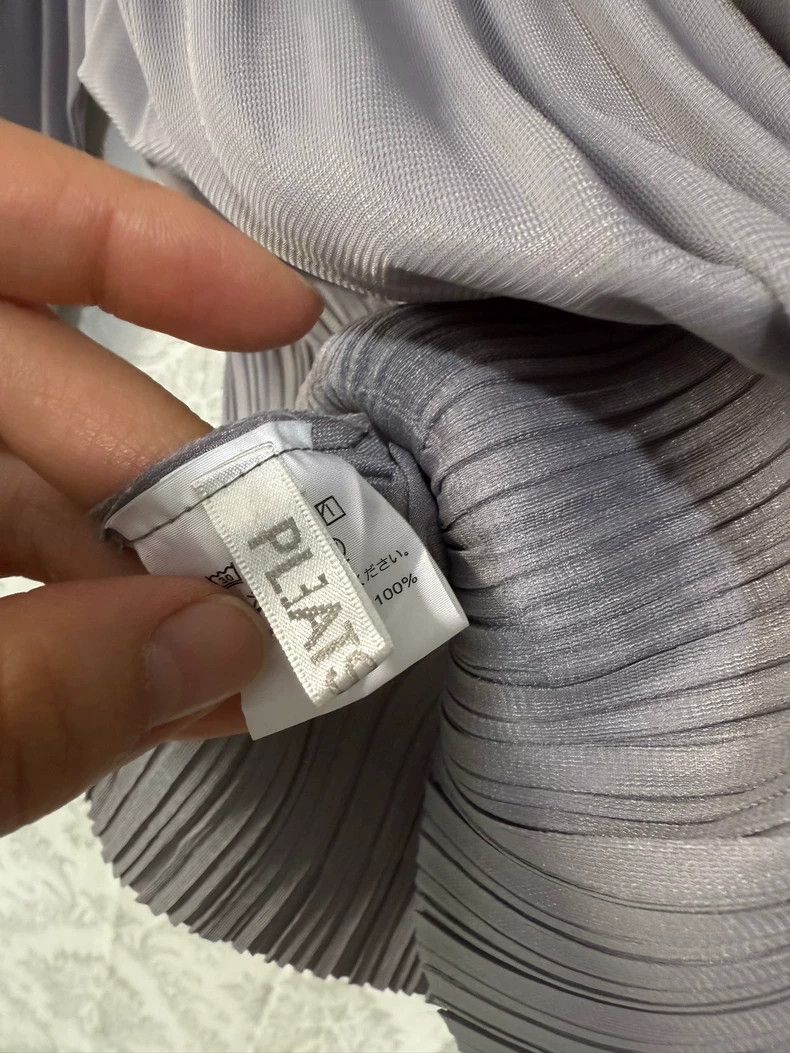 Issey Miyake Issey Miyake size:2 Grey pleated zipper cardigan Size XS / US 0-2 / IT 36-38 - 3 Thumbnail