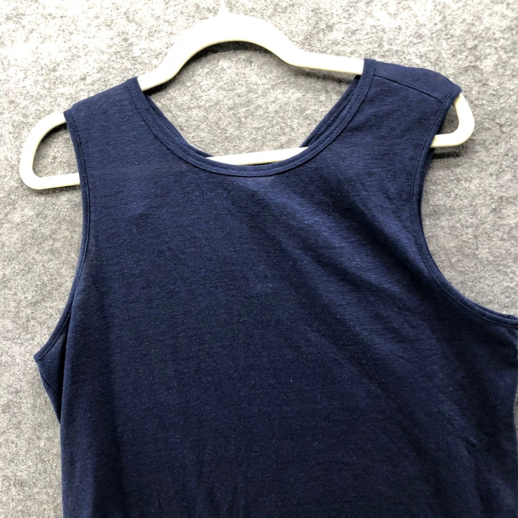Old Navy Old Navy Linen Blend Tank Top Womens M Tie Back Navy Blue Crewneck Sleeveless Casual Summer Modern Basic Shirt Womens M blue Tie-back tank Size M / US 6-8 / IT 42-44 - 3 Thumbnail