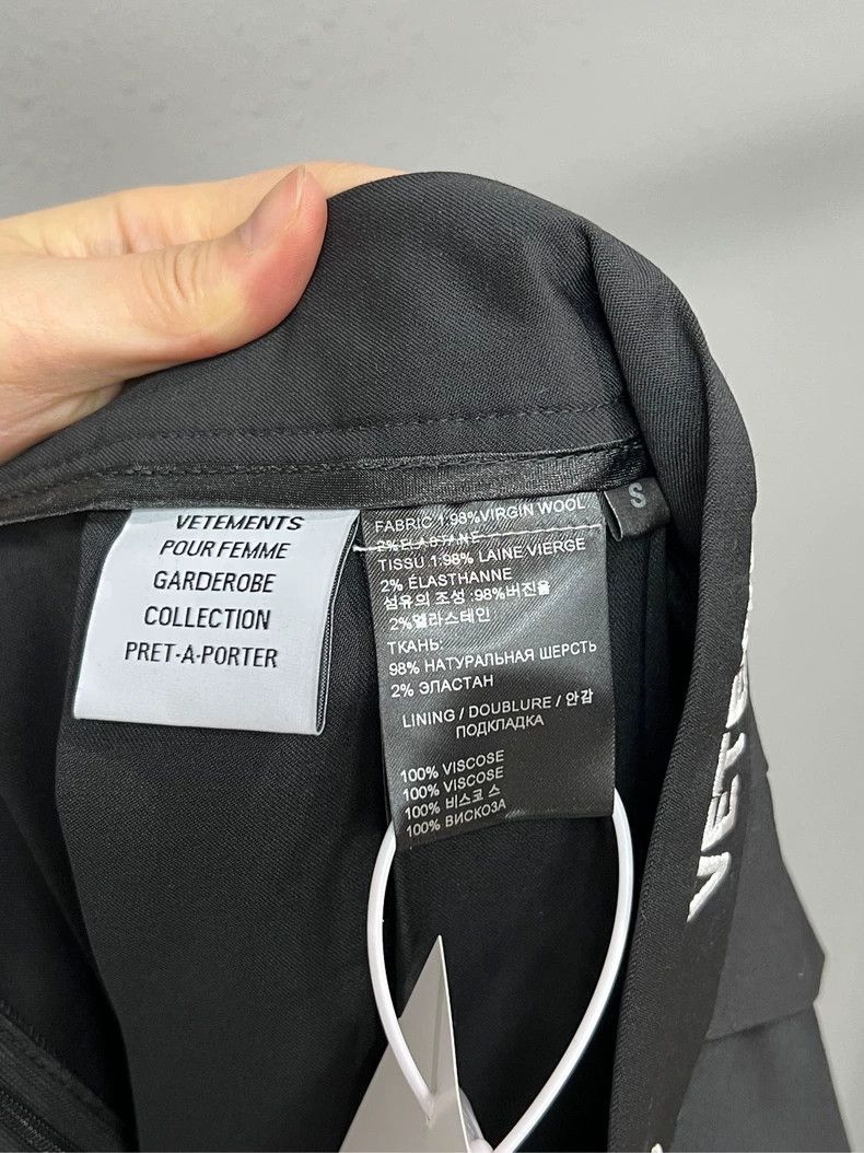Vetements Vetements Black Pleated Skirt with Side Stripe Logo Size S / US 4 / IT 40 - 4 Thumbnail
