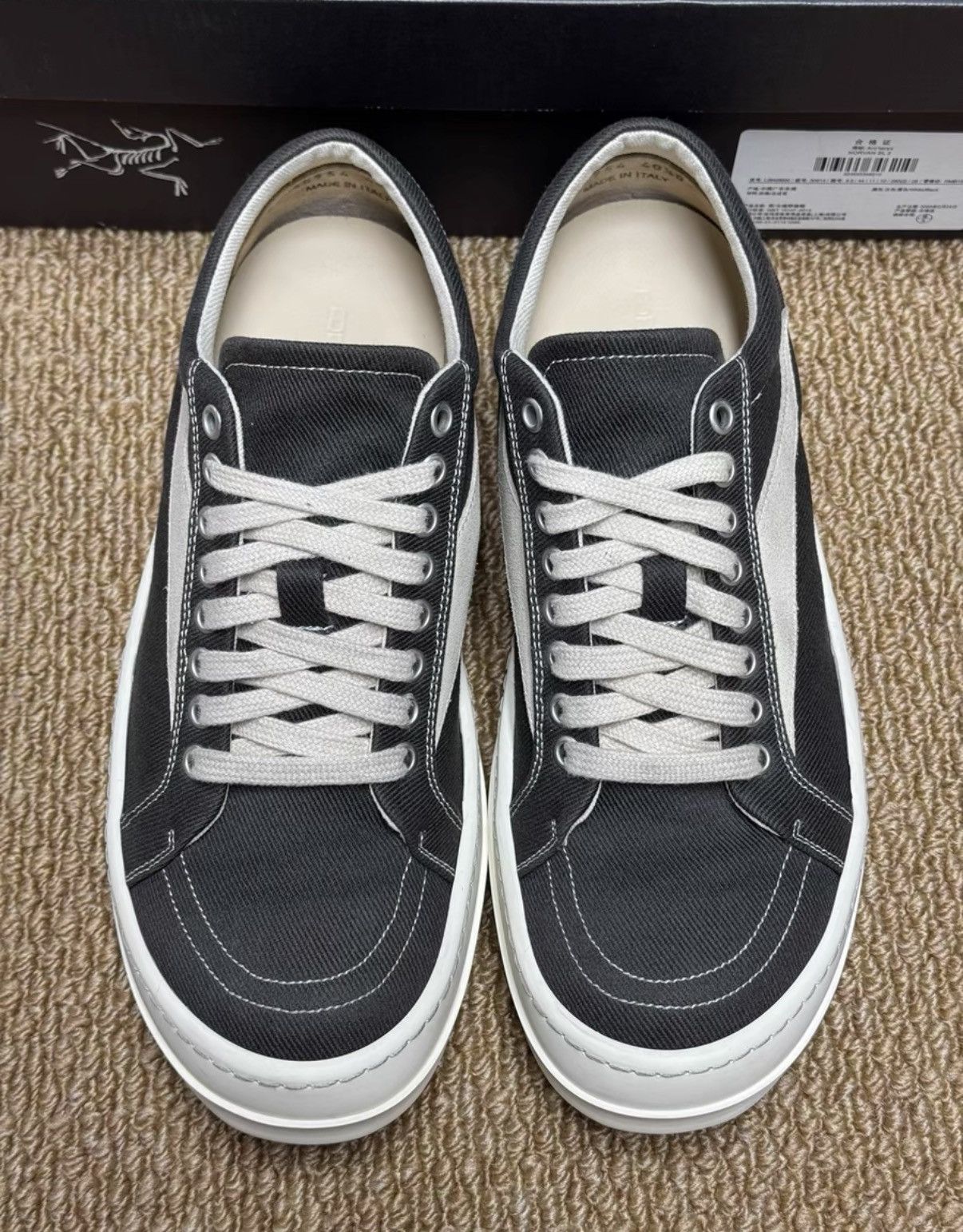 Rick Owens Rick Owens DRKSHDW Low Top Canvas Sneakers K37 Size US 7.5 / EU 40-41 - 1 Thumbnail