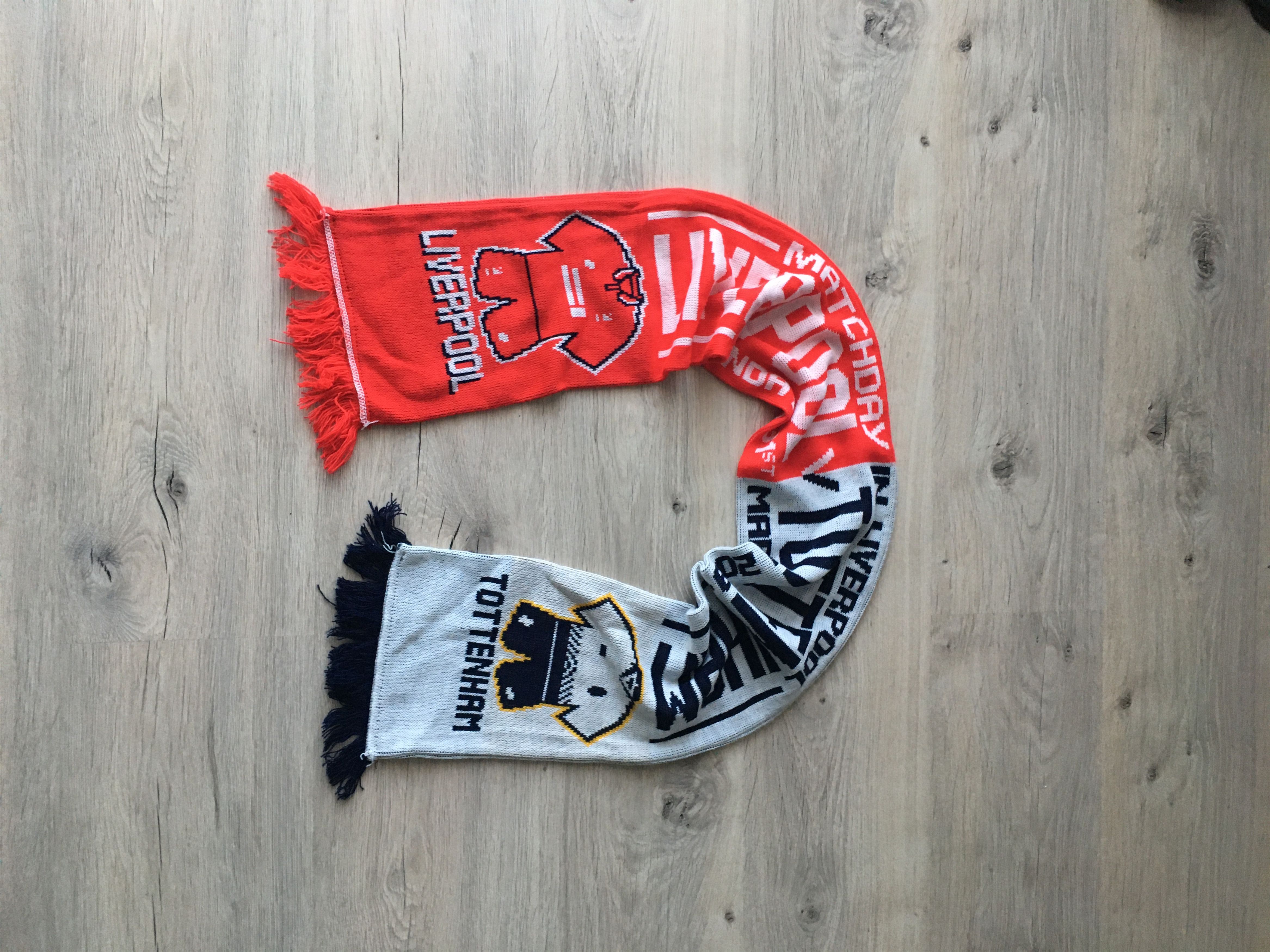 Other Liverpool Tottenham scarv scarf Size ONE SIZE - 1 Thumbnail