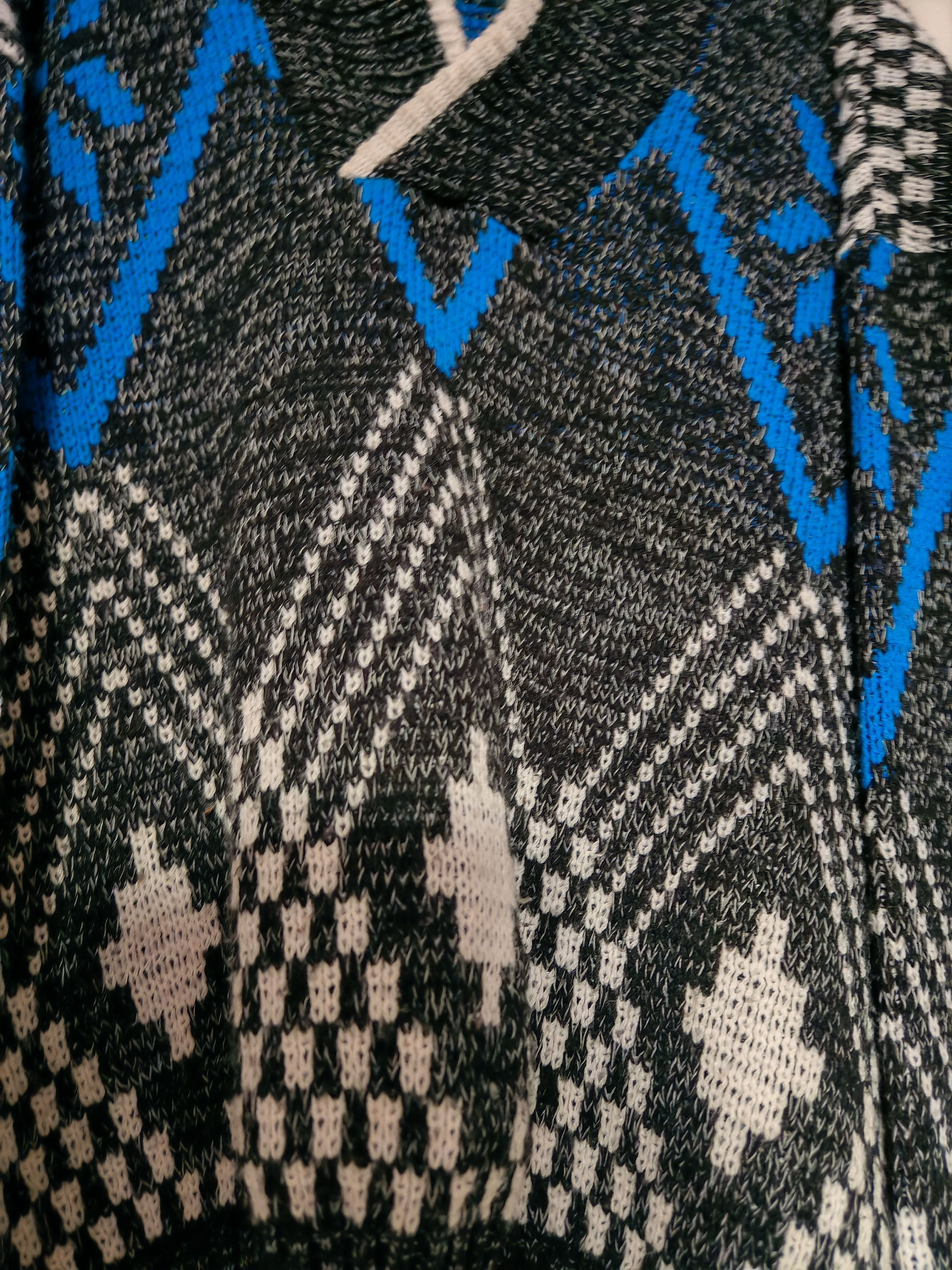 Vintage Vintage 90s Funky Geometric Print Jumper Shawl Collar size M Size US M / EU 48-50 / 2 - 8 Thumbnail