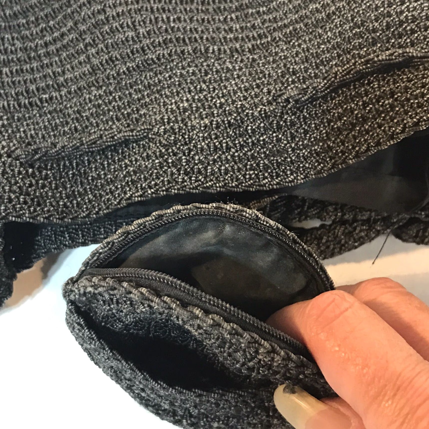 Faded Glory Faded Glory Black Drawstring Shoulder Bag Women Large Casual Travel Purse with Coin Accessory Size ONE SIZE - 5 Thumbnail