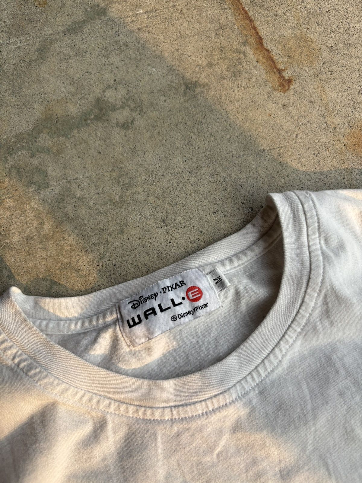 Disney Vintage Early 2000s Wall-E Movie Promo Pixar Tagged Tee Size US M / EU 48-50 / 2 - 5 Thumbnail