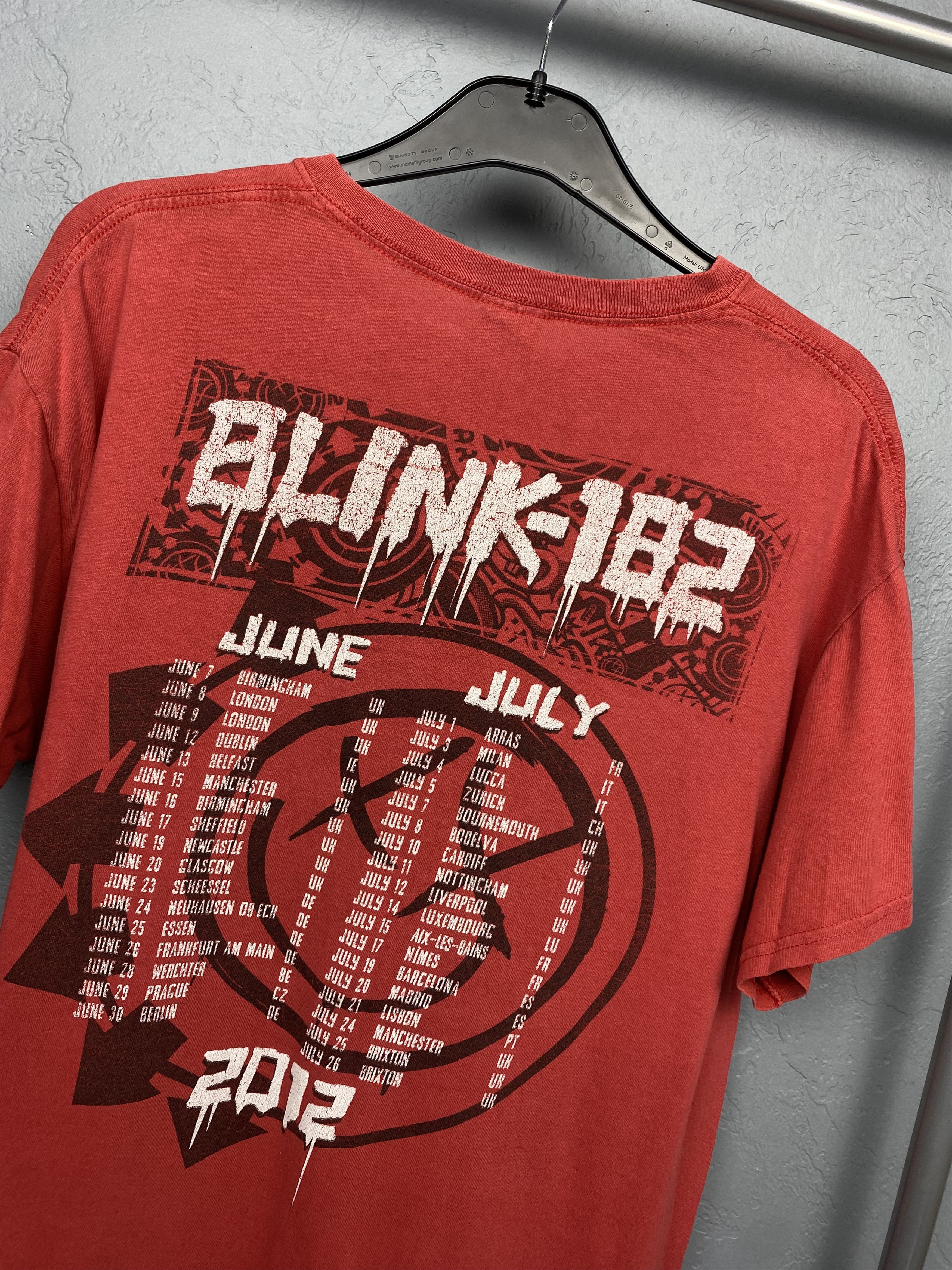 Band Tees × Vintage Blink 182 Vintage 2012 Tour Mens Rock Band T-Shirt Size US L / EU 52-54 / 3 - 7 Thumbnail