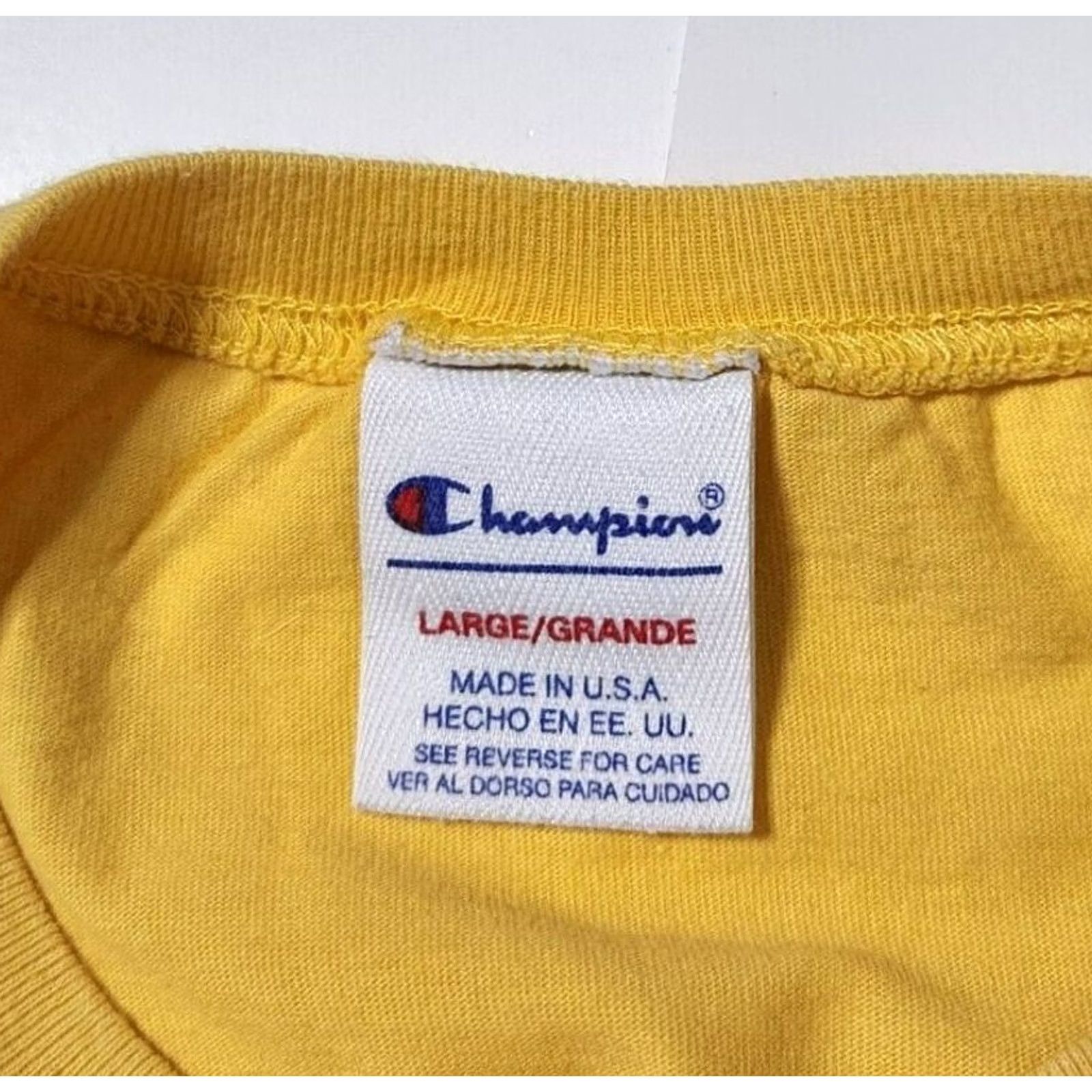 Champion VINTAGE Champion T-Shirt Womens L Yellow Logo Tee Top Short Sleeve Size L / US 10 / IT 46 - 4 Thumbnail