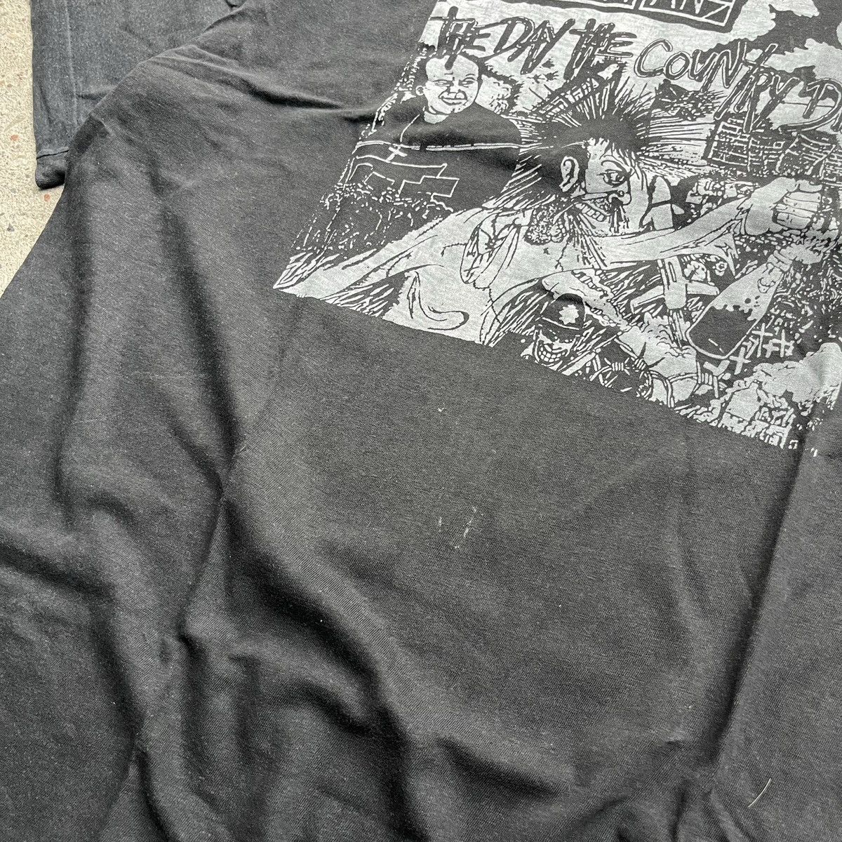 Band Tees × Vintage Vintage 90s Subhumans Band faded T Shirt UK Punk Size US XL / EU 56 / 4 - 3 Thumbnail