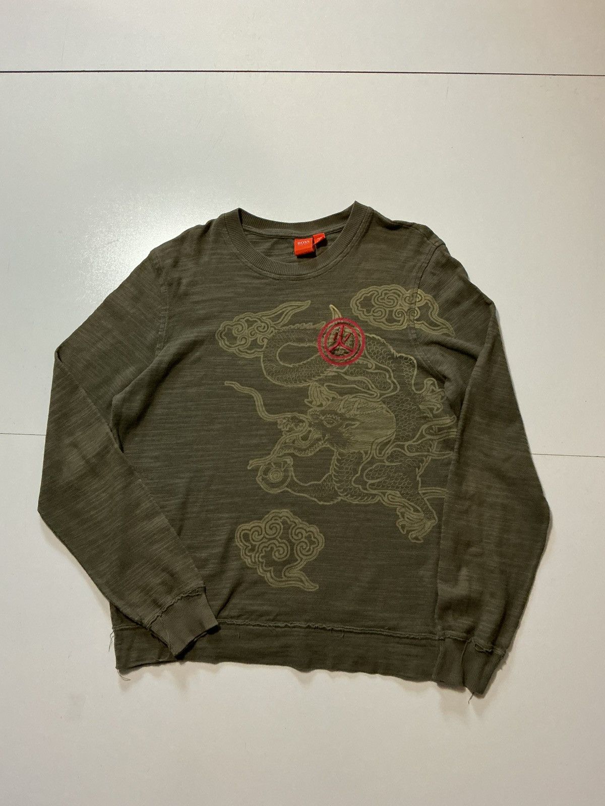 Hugo Boss Hugo Boss Waso Dragon Oriental Embroidered Olive Sweater Size US M / EU 48-50 / 2 - 1 Thumbnail