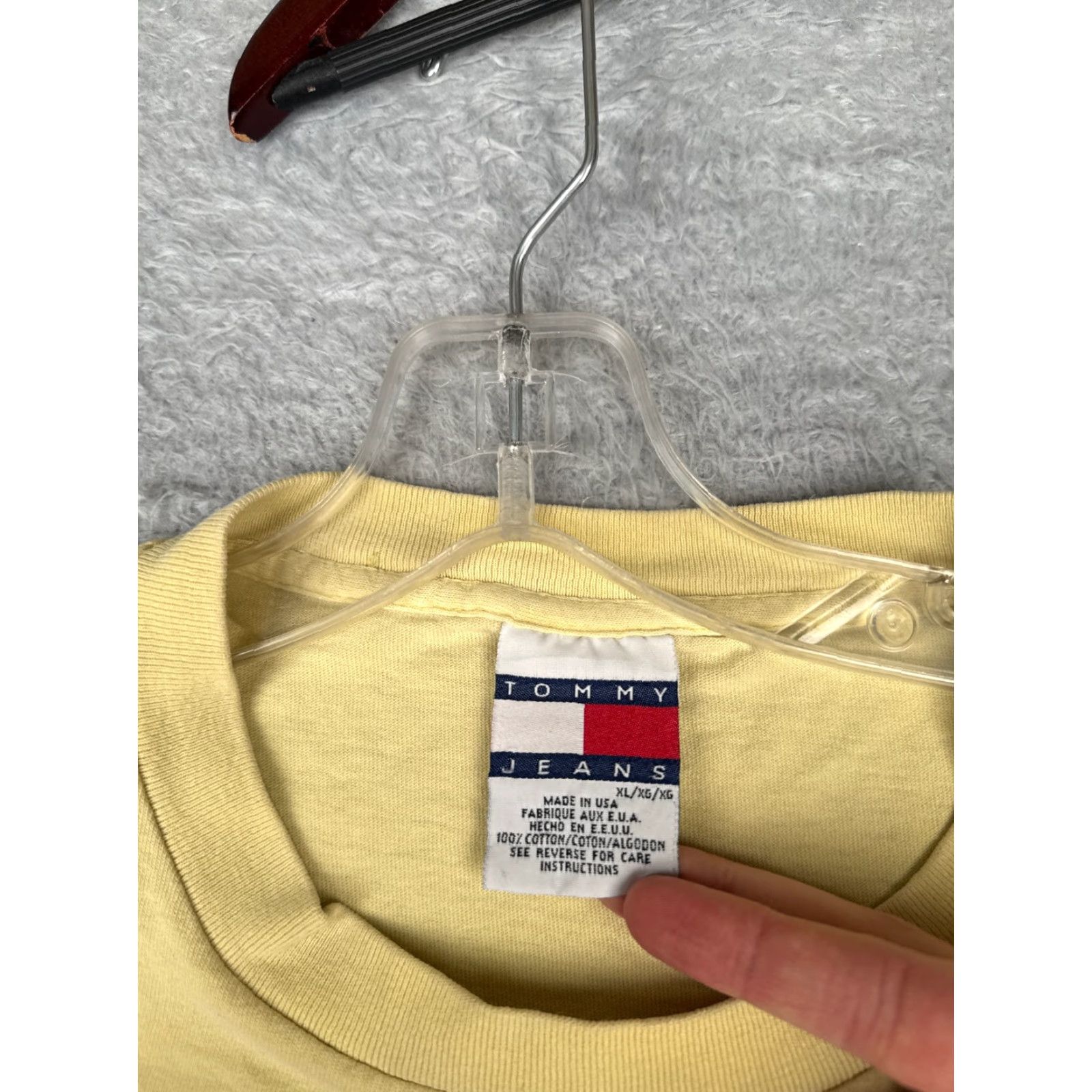 Tommy Hilfiger Tommy Hilfiger Jeans Shirt Adult XL Yellow Crew Neck 100% Cotton Mens Size US XL / EU 56 / 4 - 7 Thumbnail