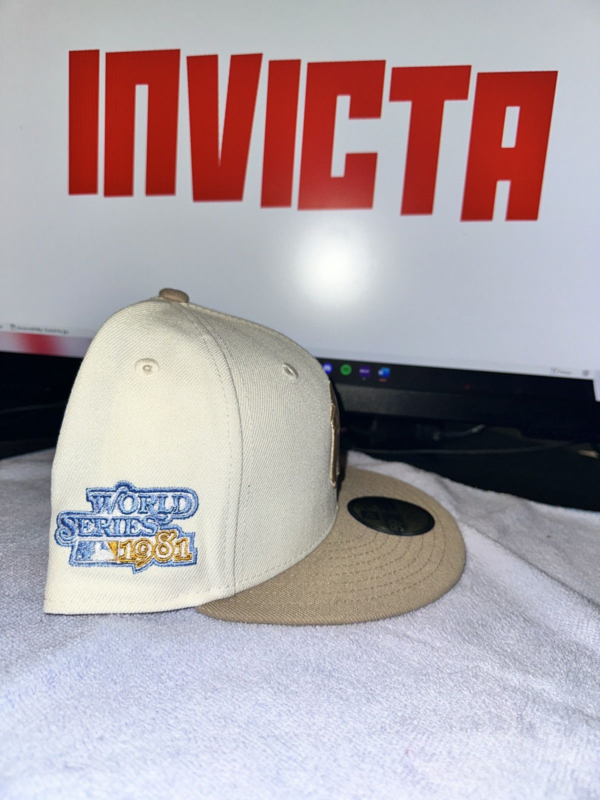 MLB × New Era × New York Yankees (7 1/2) New York Yankees 1981 World Series Fitted - Blue UV Size ONE SIZE - 3 Thumbnail