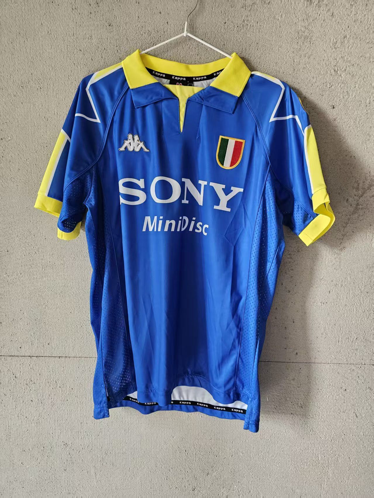 Other Juventus Jersey 1995 1997 Size US XL / EU 56 / 4 - 1 Thumbnail