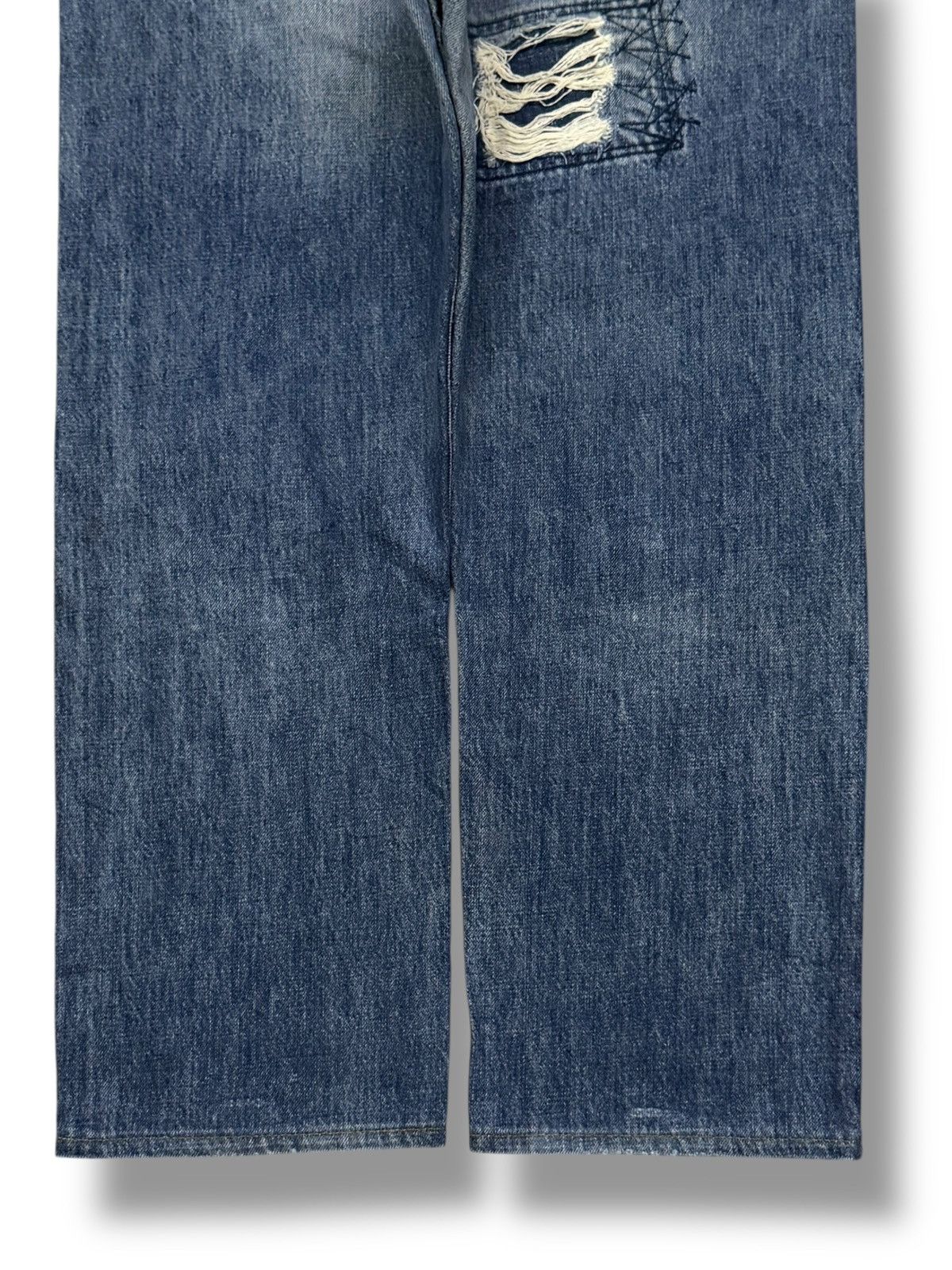Beams Plus Vintage BEAMS Tokyo Distressed Patchwork Denim Jeans Japan Size US 34 / EU 50 - 7 Thumbnail