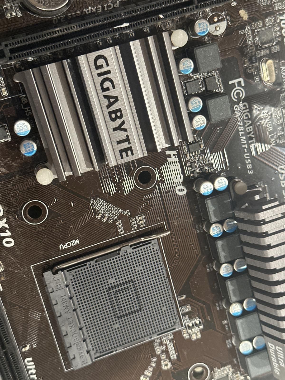 Other Gigabyte GA-78LMT-USB3 Micro-ATX Board Size ONE SIZE - 2 Thumbnail