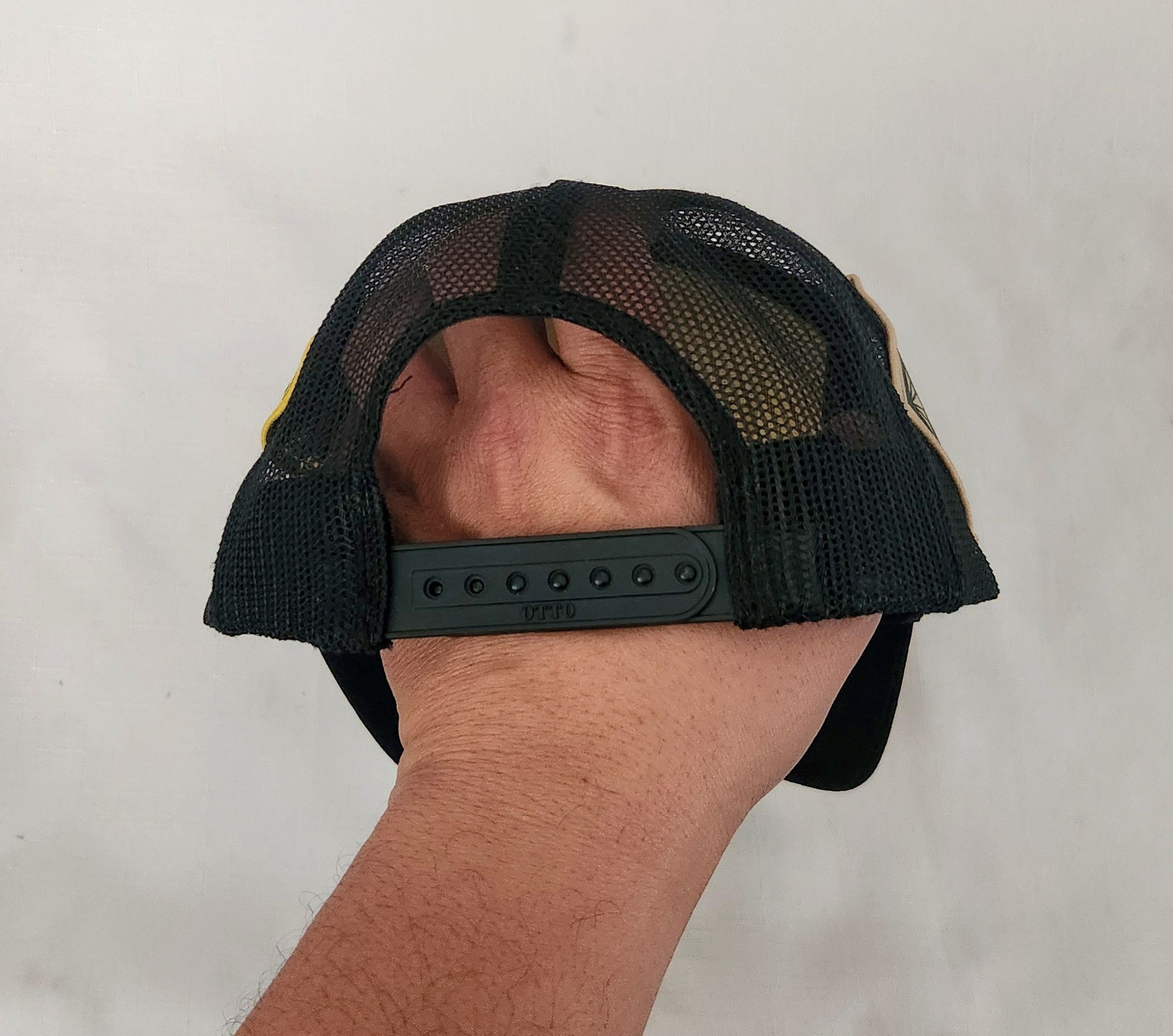 Darc Sport DARC SPORT WOLVES TRUCKER HAT TALE OF TWO WOLVES TRUCKER HAT Size ONE SIZE - 4 Thumbnail