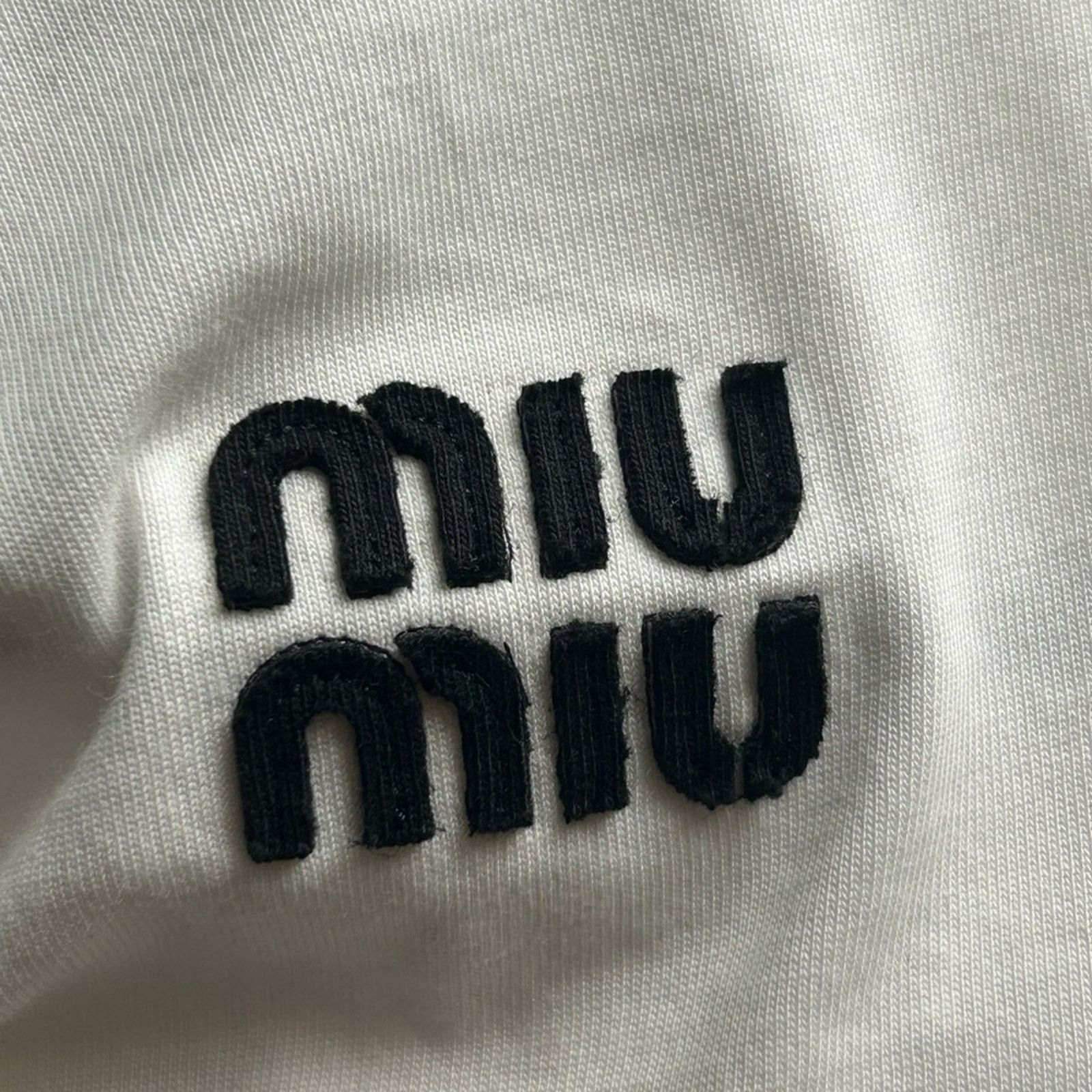 Miu Miu Miu Miu Black and White Logo Patch Long Sleeve T shirt Size L / US 10 / IT 46 - 5 Thumbnail