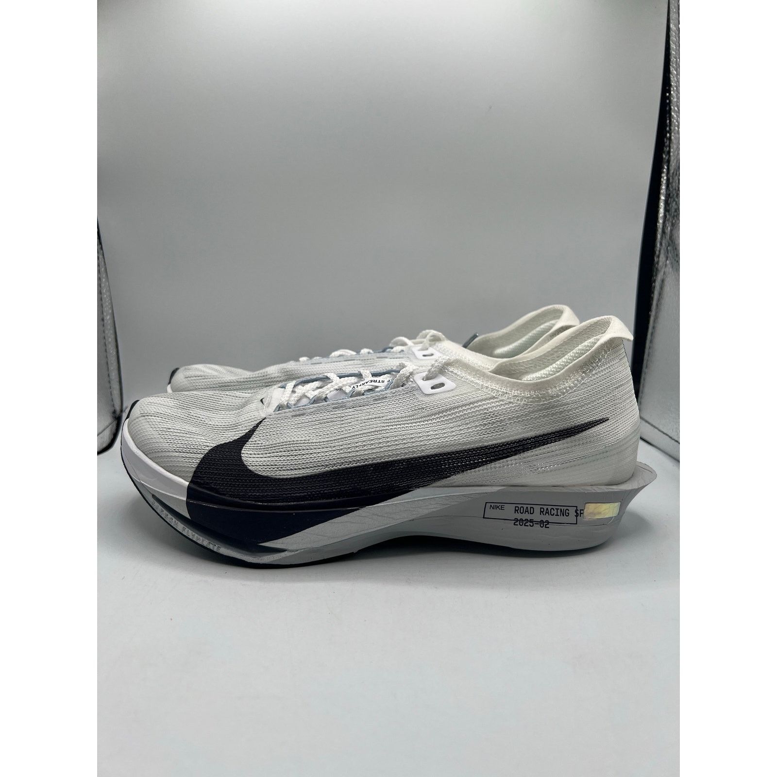 Nike Nike ZoomX Streakfly 2 “White Obsidian Mist” size 7.5 men’s Size US 7.5 / EU 40-41 - 1 Thumbnail