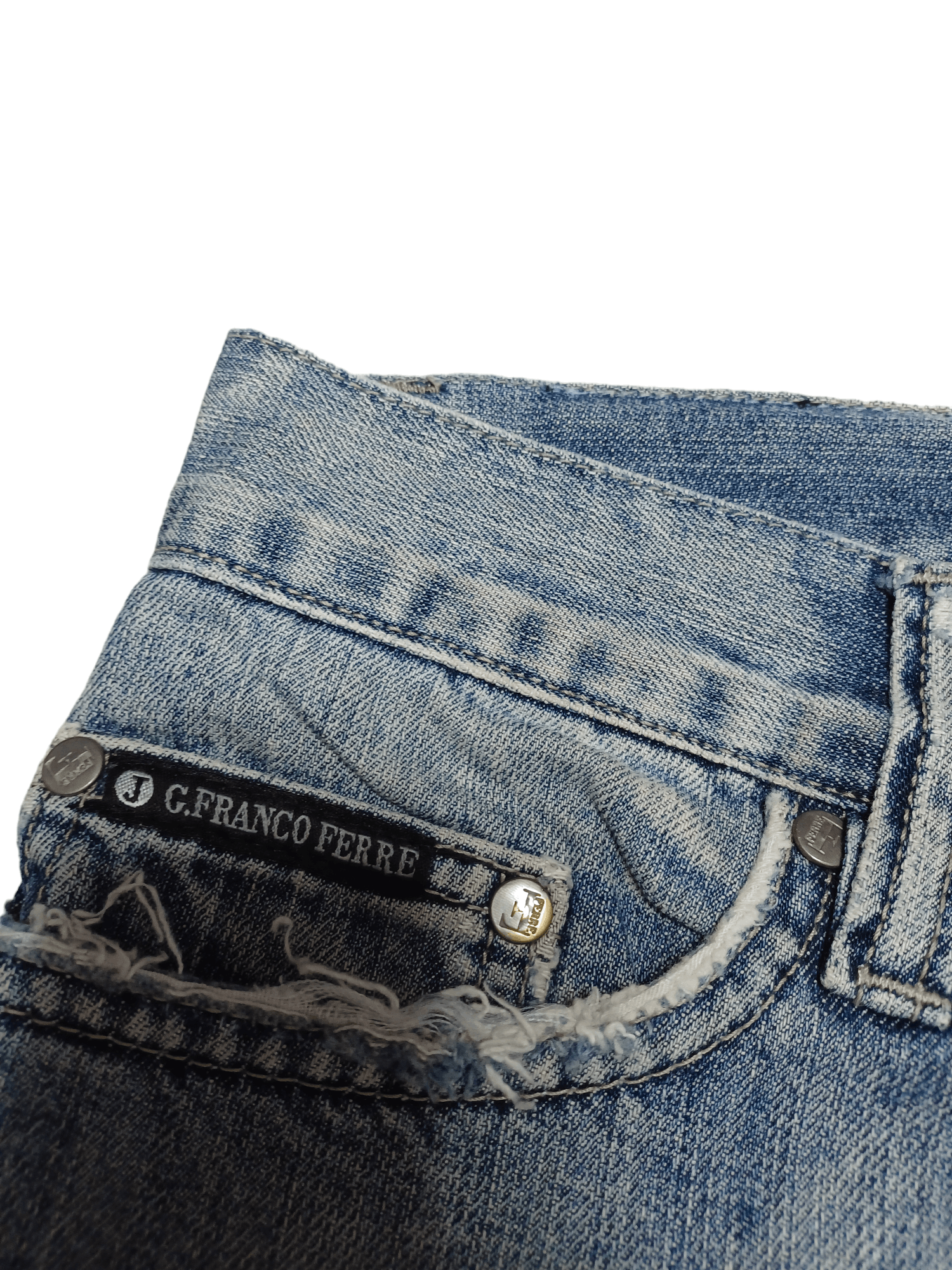 Gianfranco Ferre GIANFRANCO FERRE DISTRESSED BIGLOGO AVANT GARDE JEANS DENIM Size US 31 - 6 Thumbnail