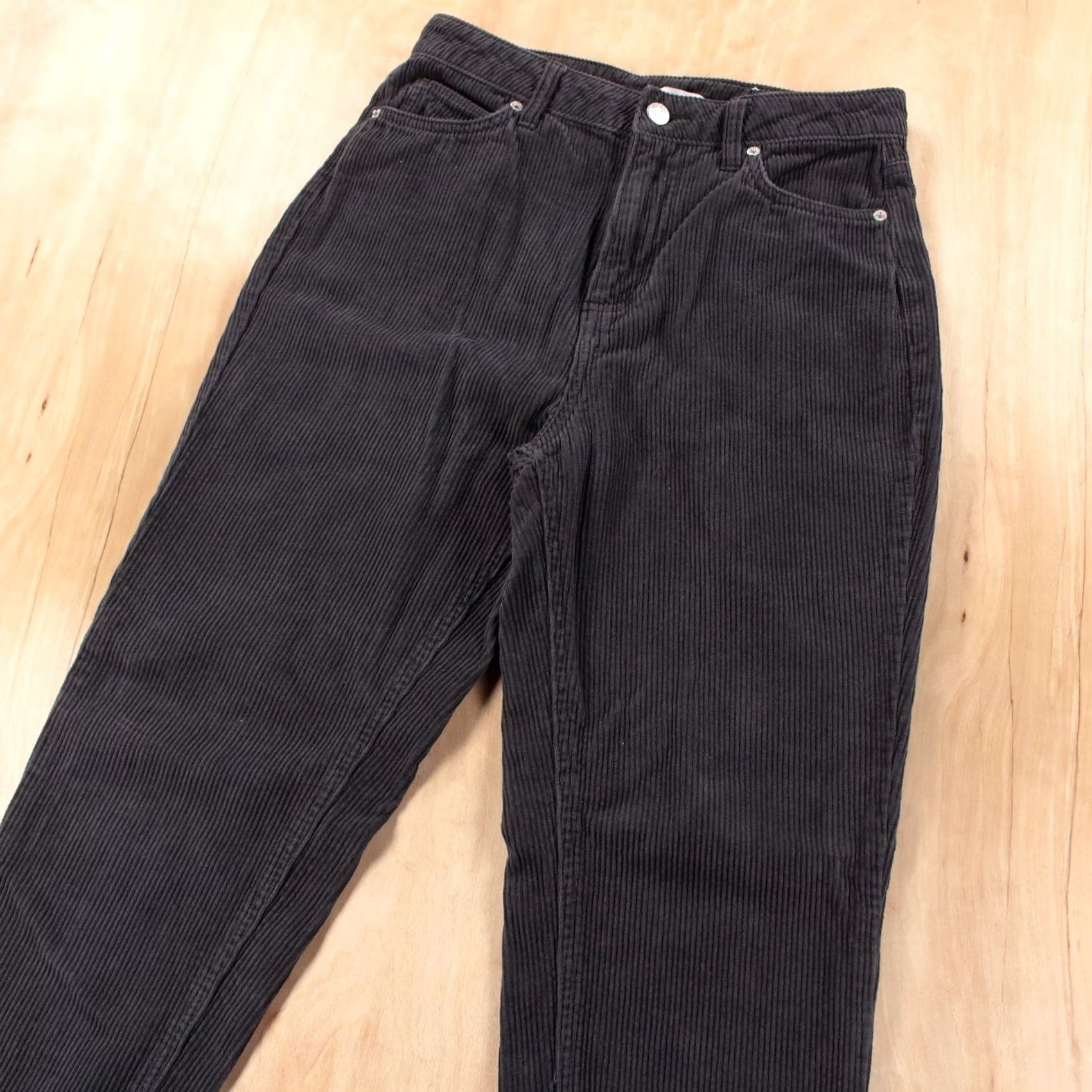 Bdg BDG High Rise Mom Corduroy Pants Jeans 26 x 28 Black Women Slim 90s y2k Indie Sleaze Bodys? Size 26" / US 2 / IT 38 - 4 Thumbnail
